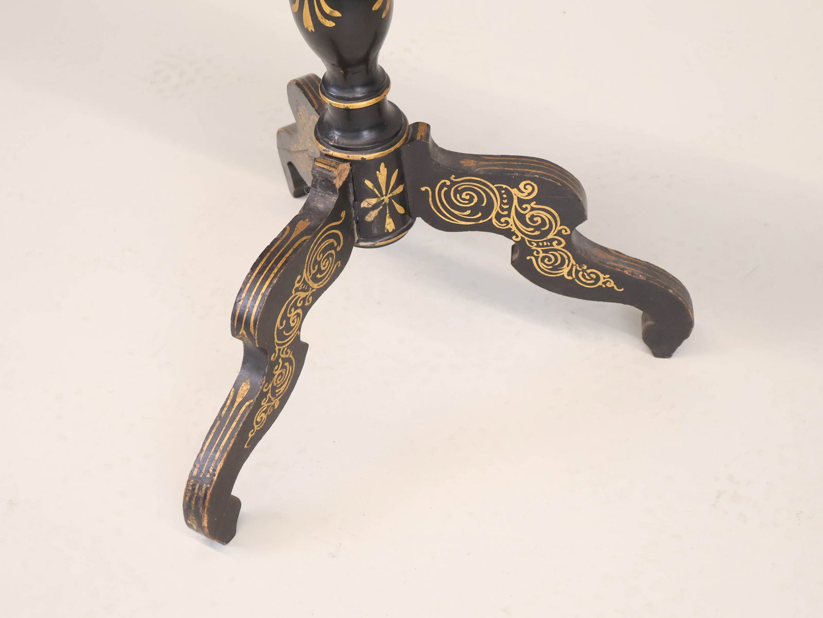 Elaborately Painted Tilt-Top Table - 11