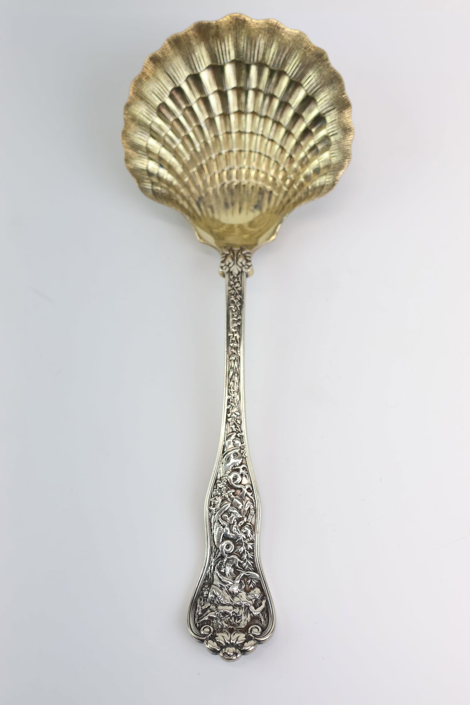 Tiffany & Co Sterling Silver Olympian Berry Casserole Spoon (1 of 7)