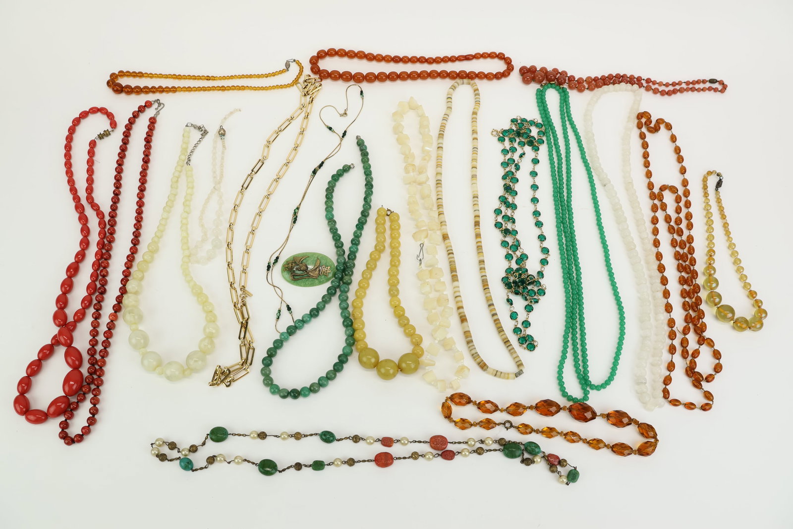 Large Vintage Group of Assorted Ladies' Necklaces (1 of 17)