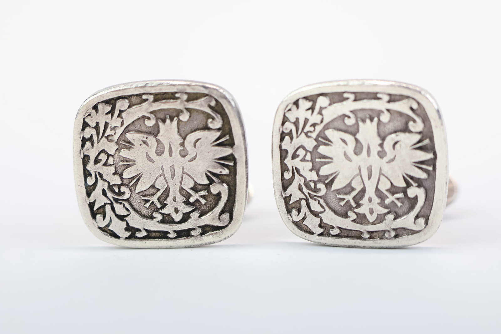 Polish 800 Silver Cufflinks: Polish 800 Silver Cufflinks Polish 800 Silver Cufflinks with Iron Eagle decoration; used condition, wear/worn; each cufflink face measures approximately 3/4" x 3/4"