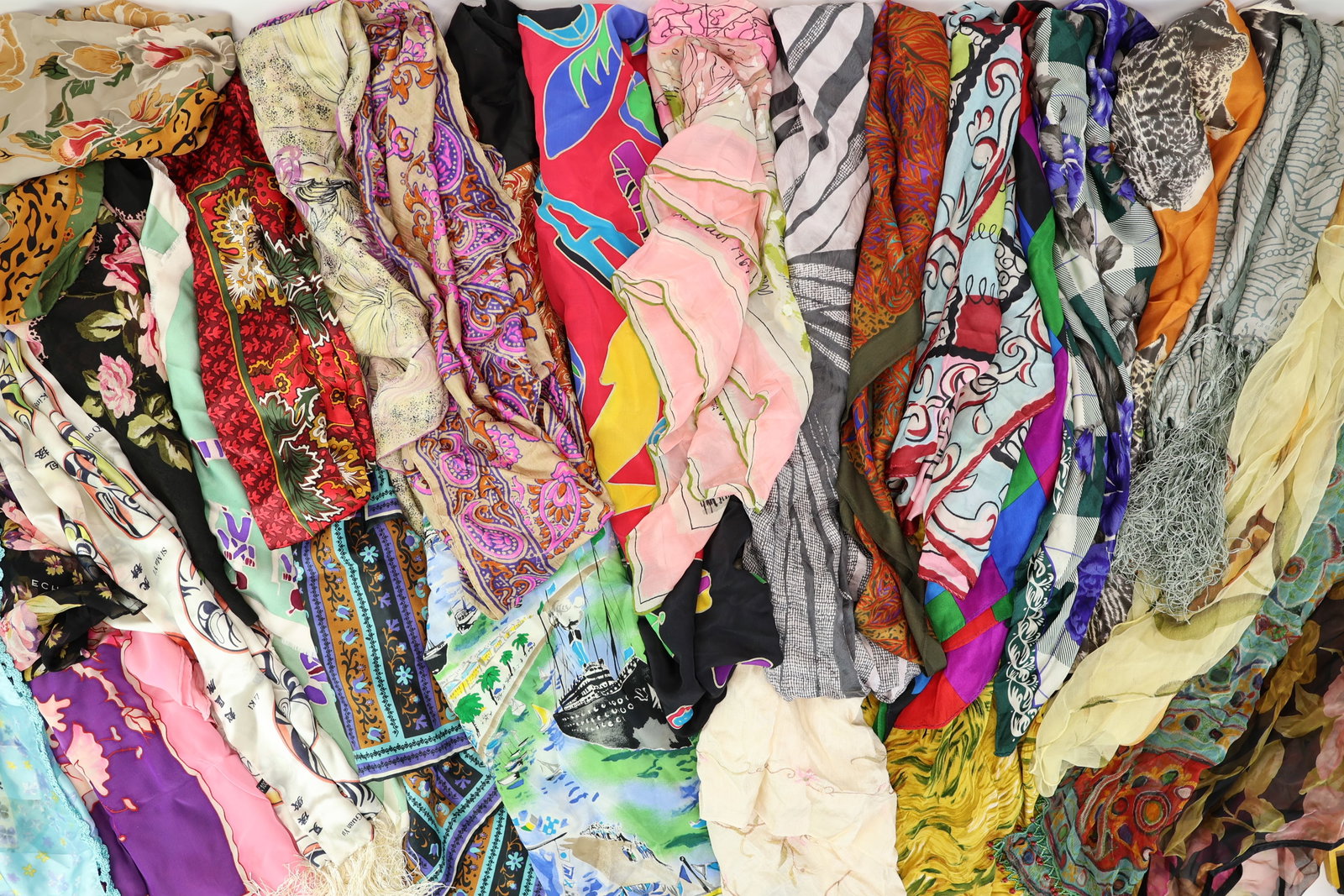 Large Vintage Group of Assorted Ladies Scarves (1 of 5)