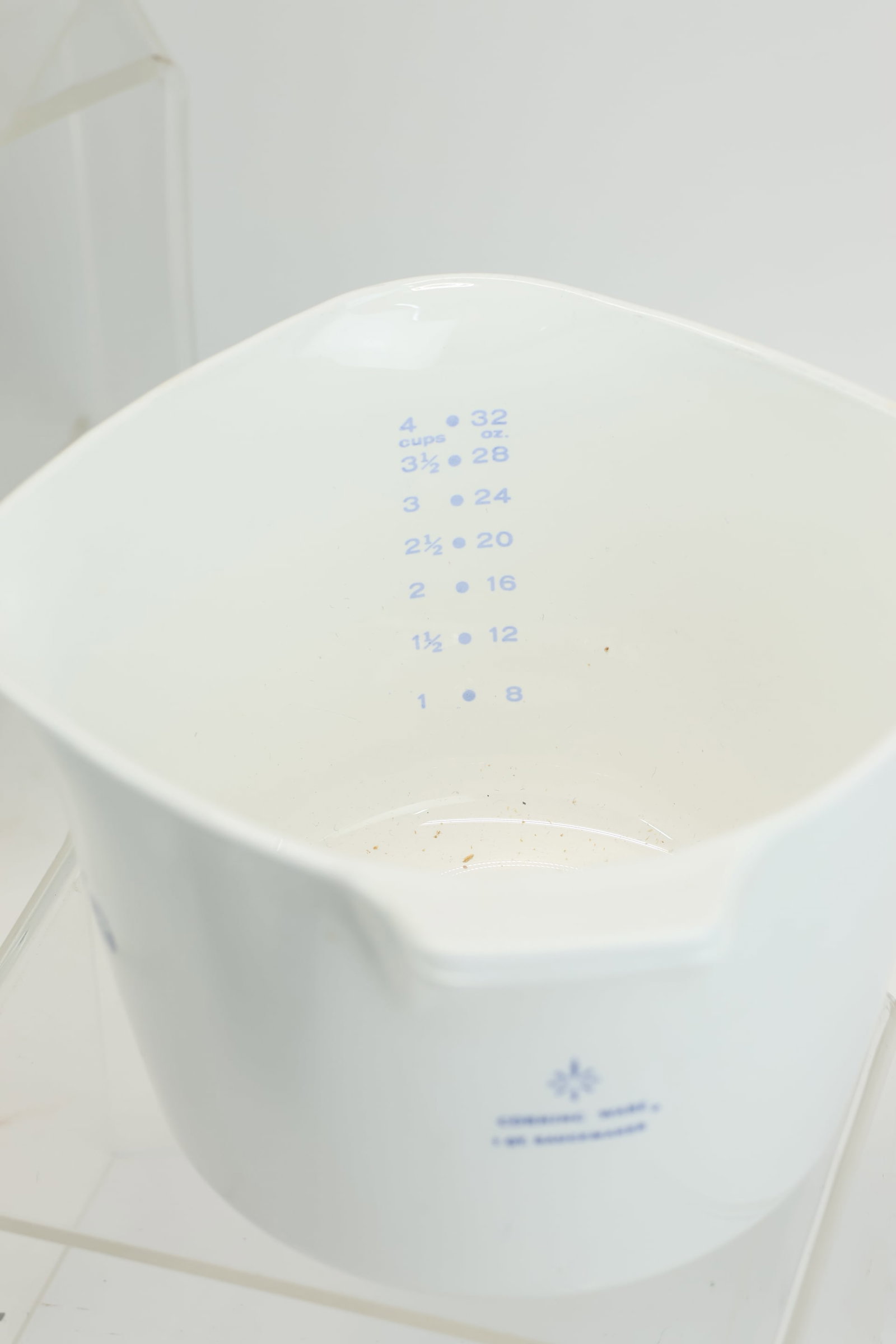 Group of Assorted Kitchenware - 10
