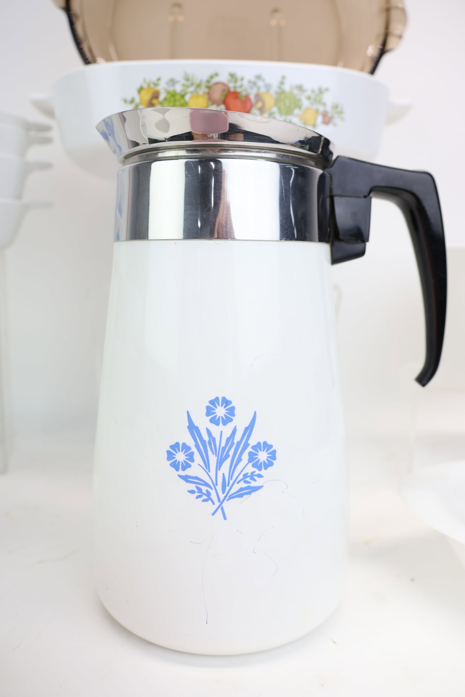 Group of Assorted Kitchenware - 4