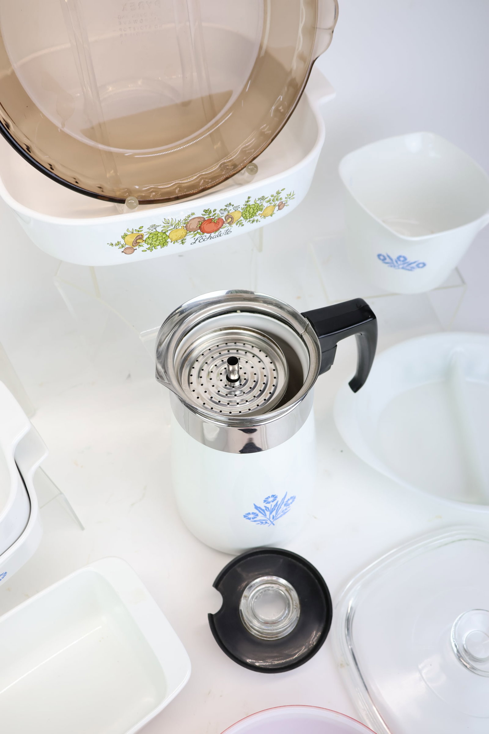 Group of Assorted Kitchenware - 5