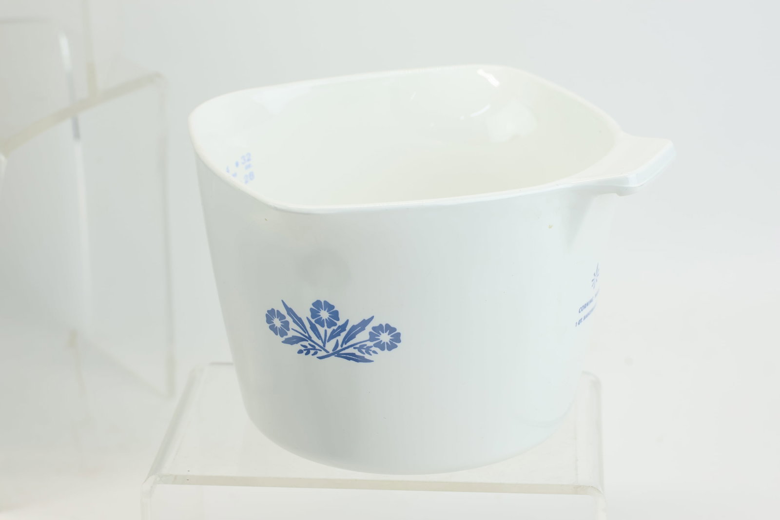 Group of Assorted Kitchenware - 9