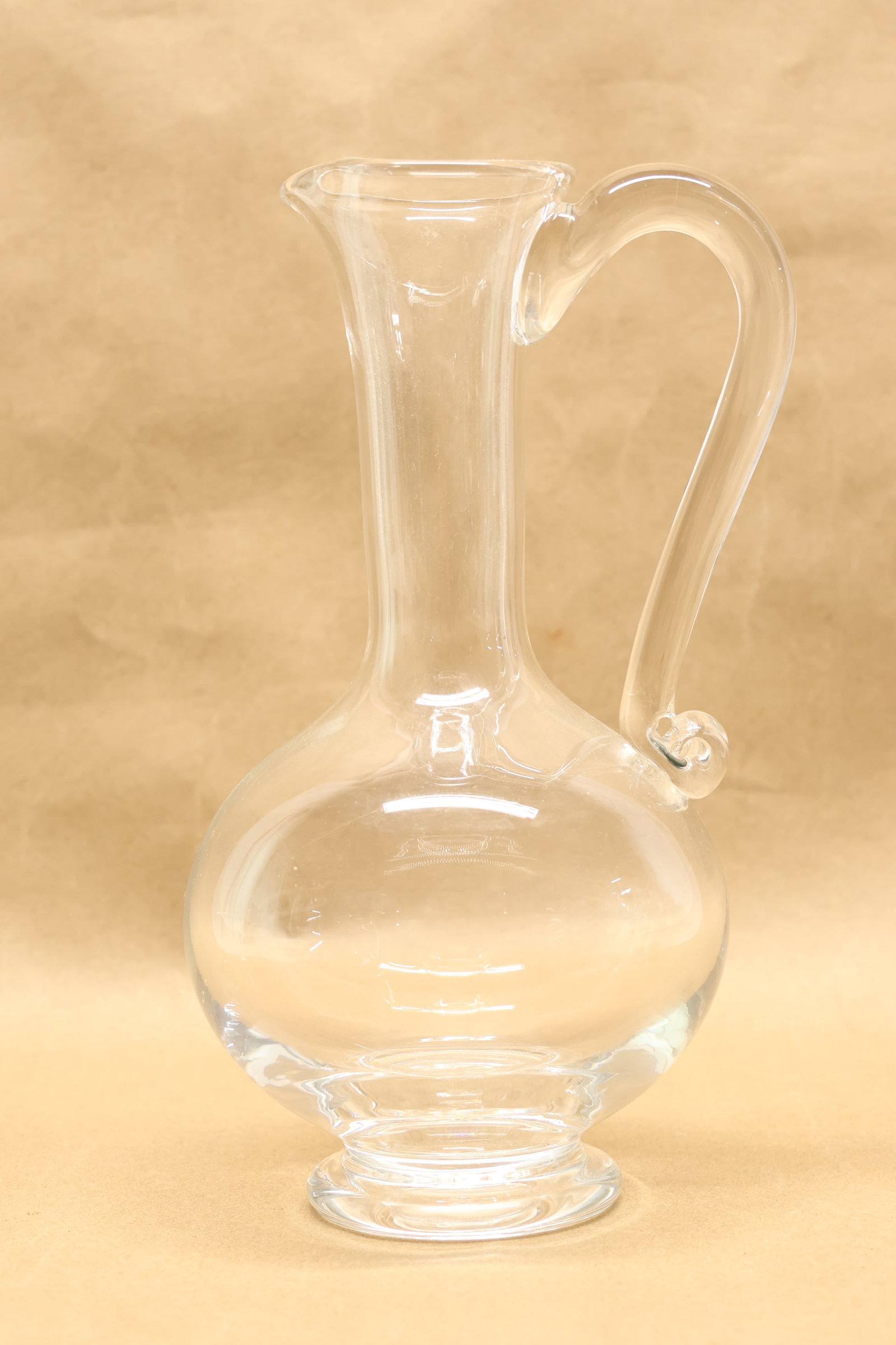 Five Simon Pearce Glass Table Articles - 6