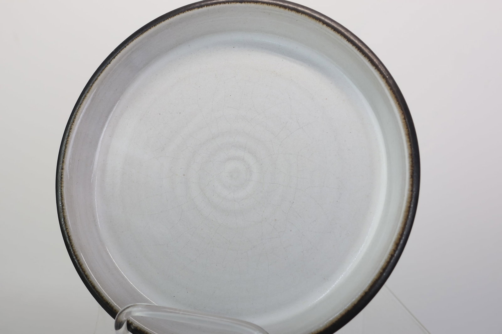 Seven Simon Pearce Glazed Pottery Table Articles - 4