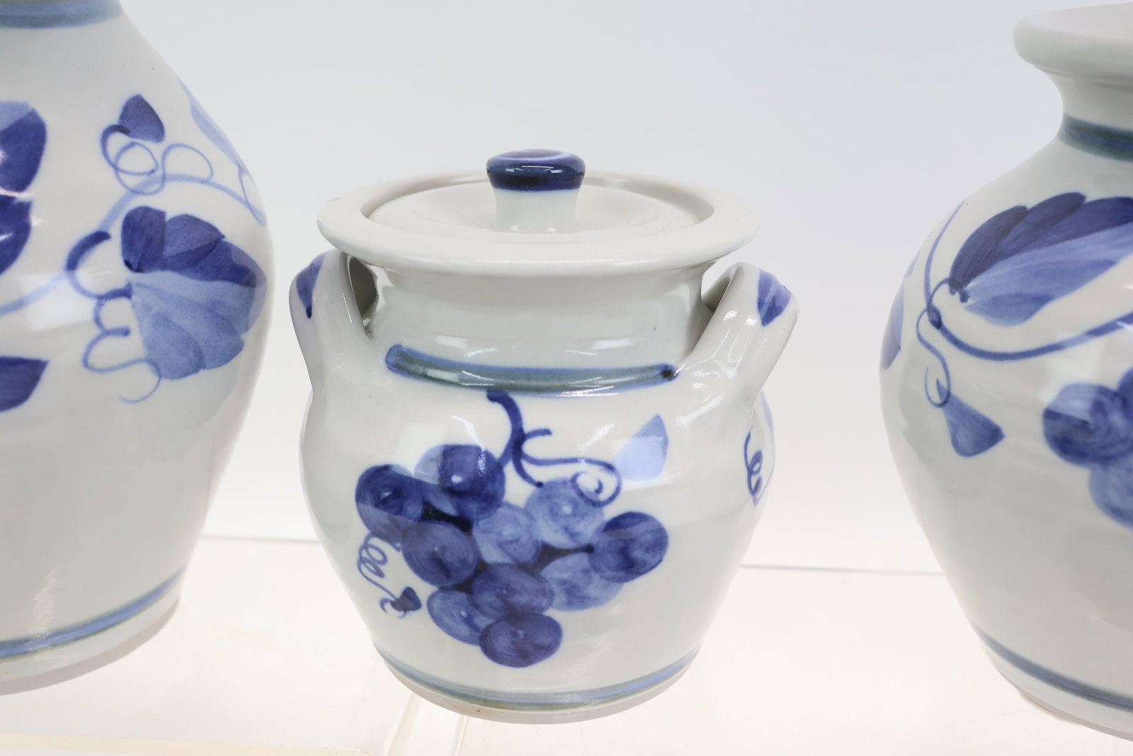 Seven Miranda Thomas for Simon Pearce "Grapevine" Table Articles - 4