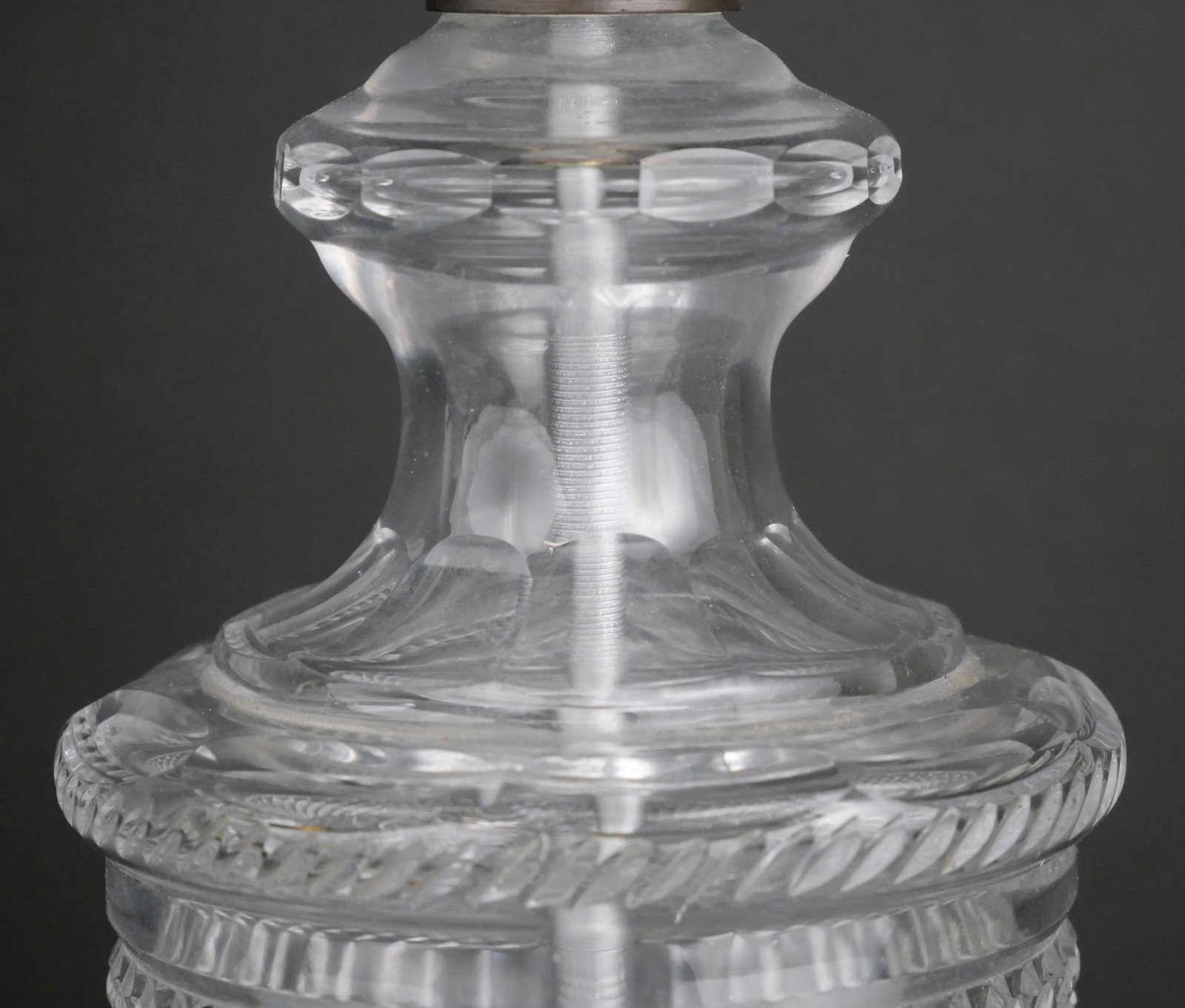 Neoclassical Ormolu-Mounted Oil Lamp - 5