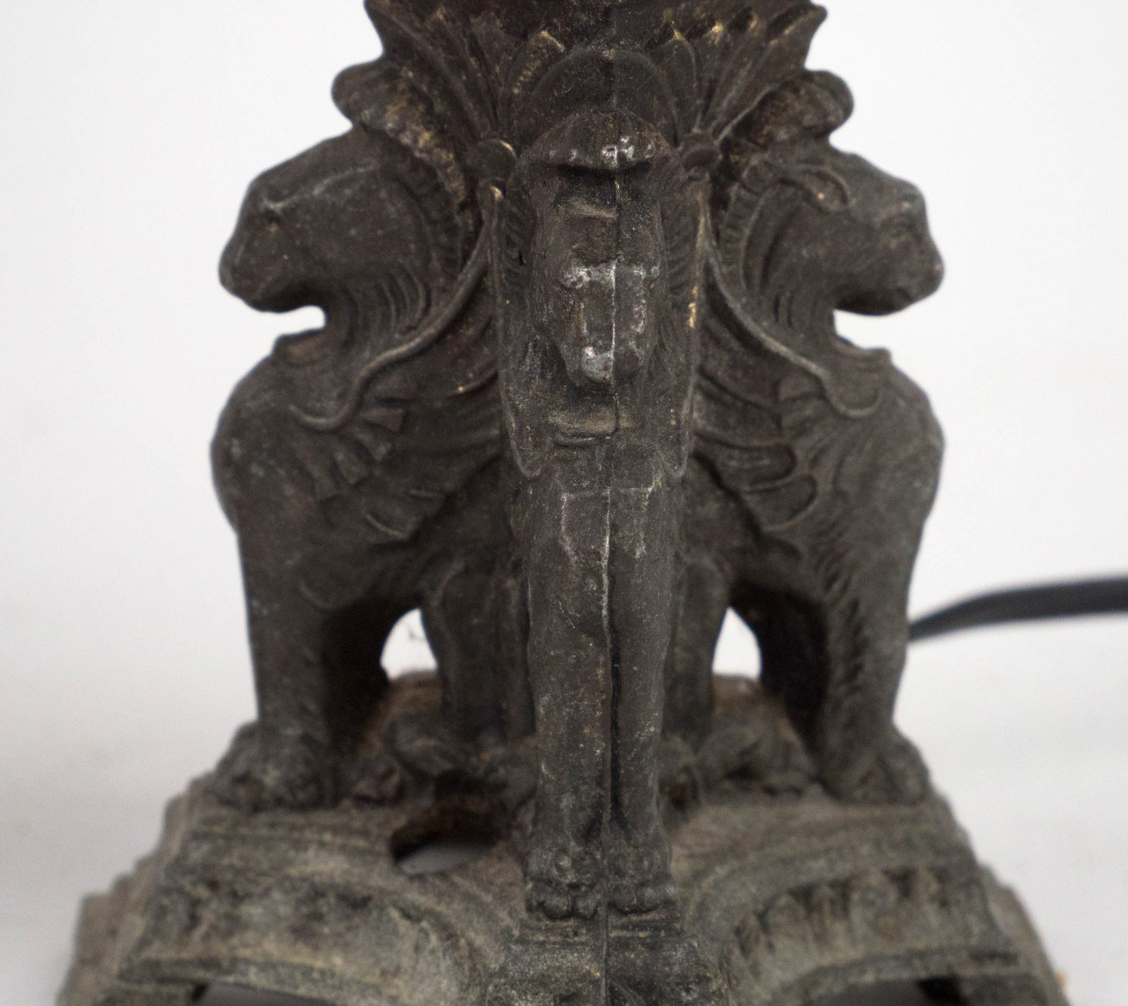 Art Deco Figural Clock - 4