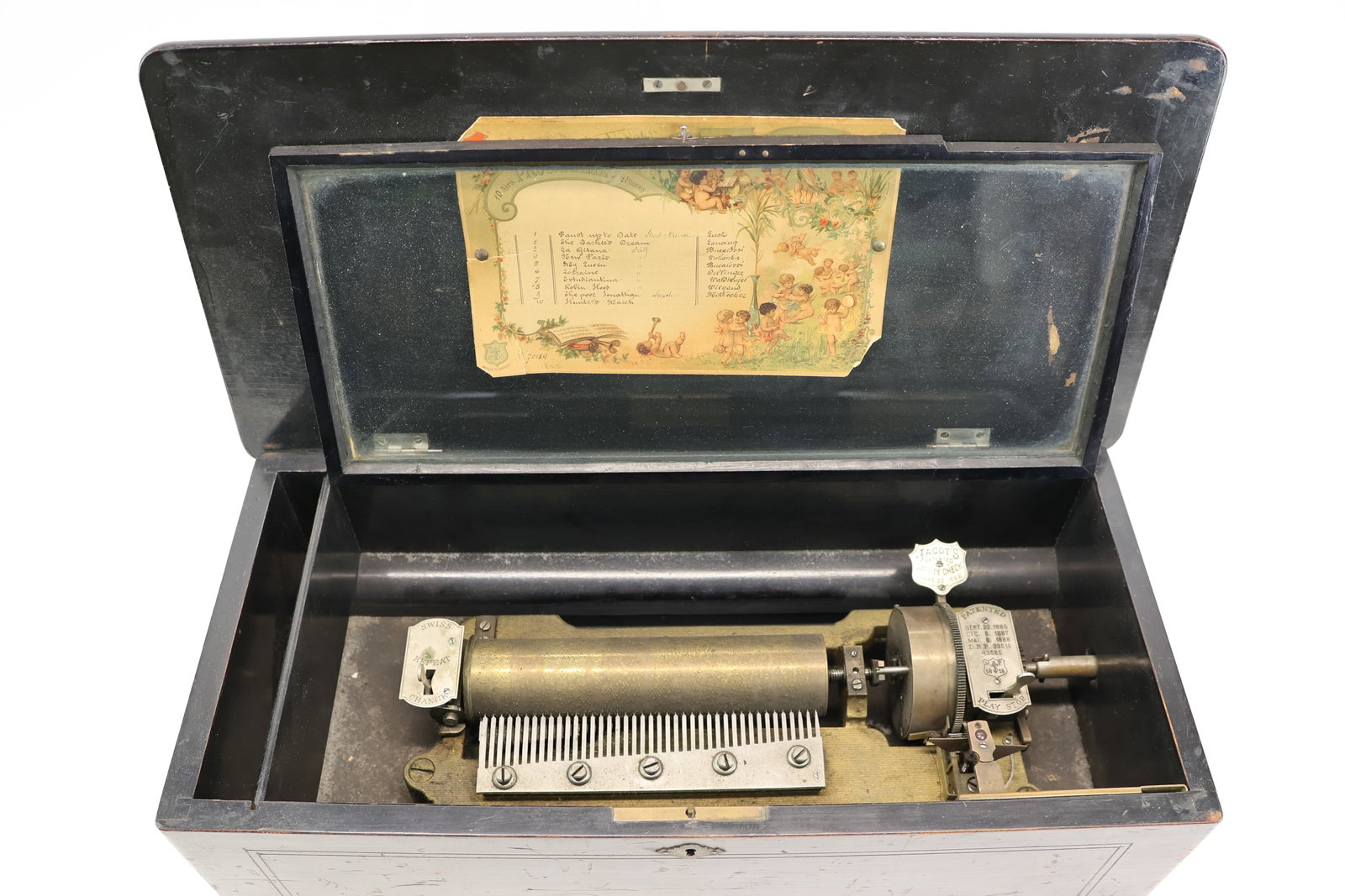 Antique Swiss Music Box (1 of 11)