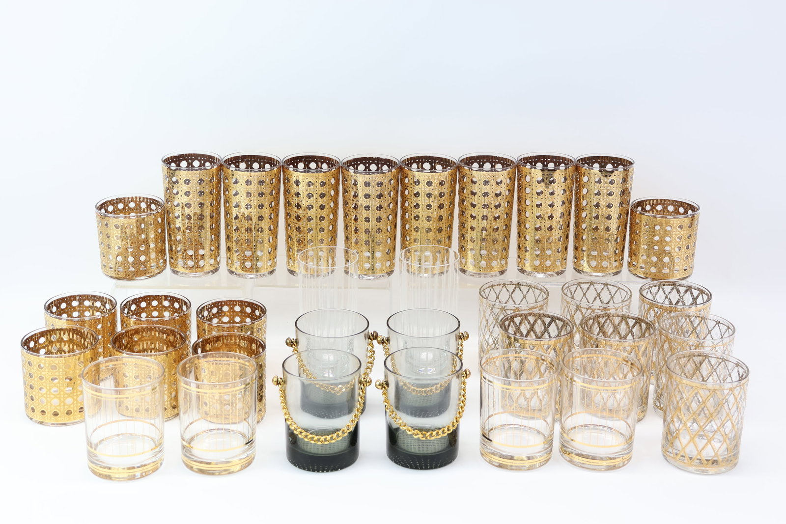 Vintage Group of Assorted Culver Drinking Glasses: Vintage Group of Assorted Culver Drinking Glasses Vintage Group of Assorted Culver Drinking Glasses. Comprising of Eight Cannella Double Old Fashions 3 3/8" tall x 3 1/8" diameter, Eight Cannella