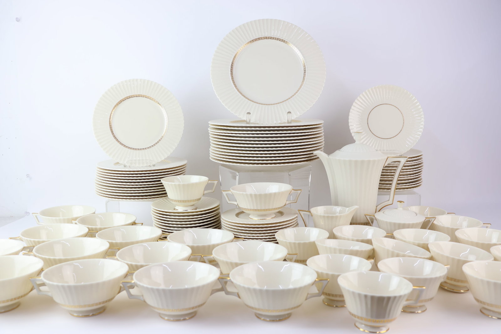 Vintage Lenox Set of Cretan Dinnerware Service (1 of 10)