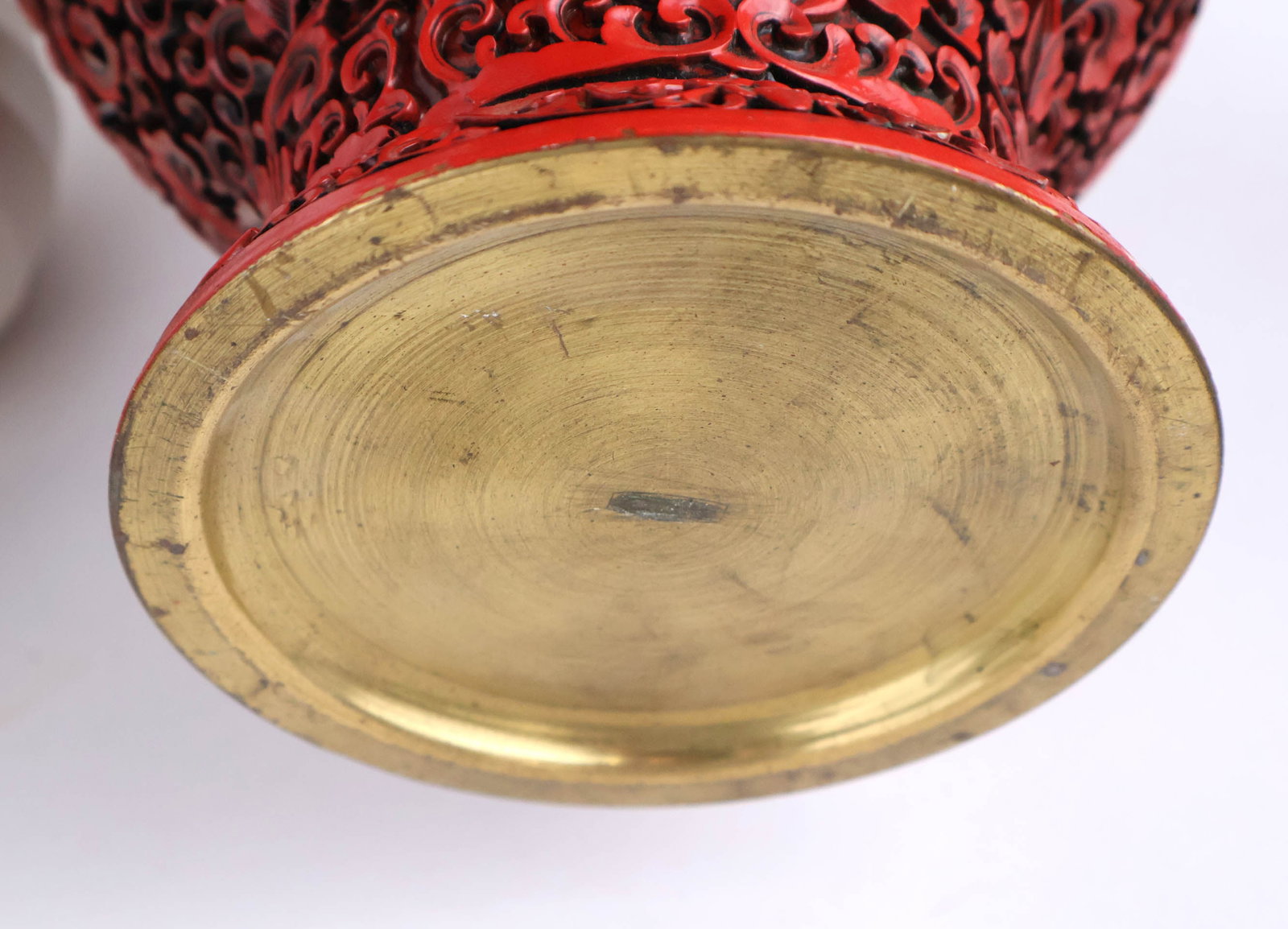 Chinese Cinnabar Vase - 10