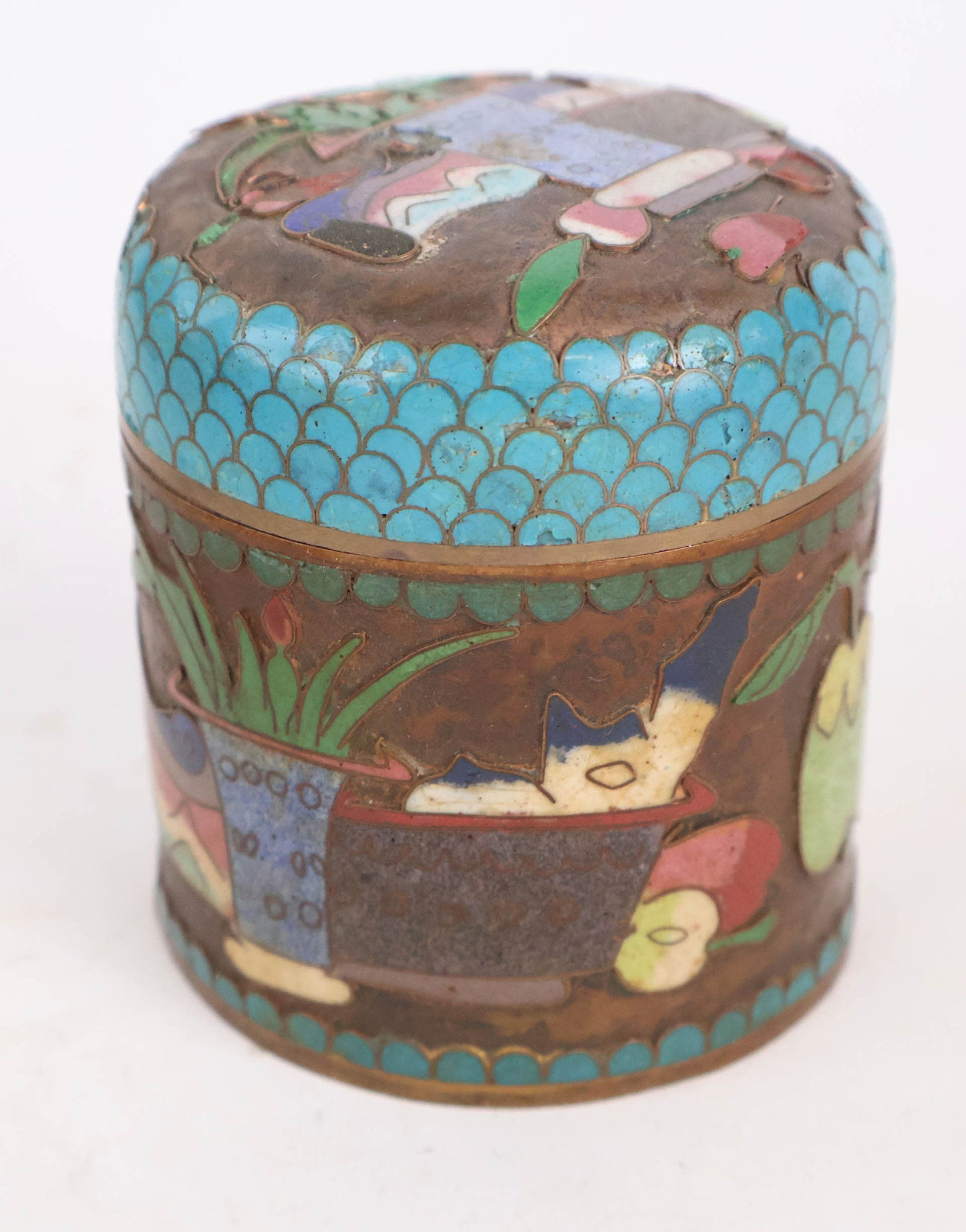 Chinese Cinnabar Vase - 11