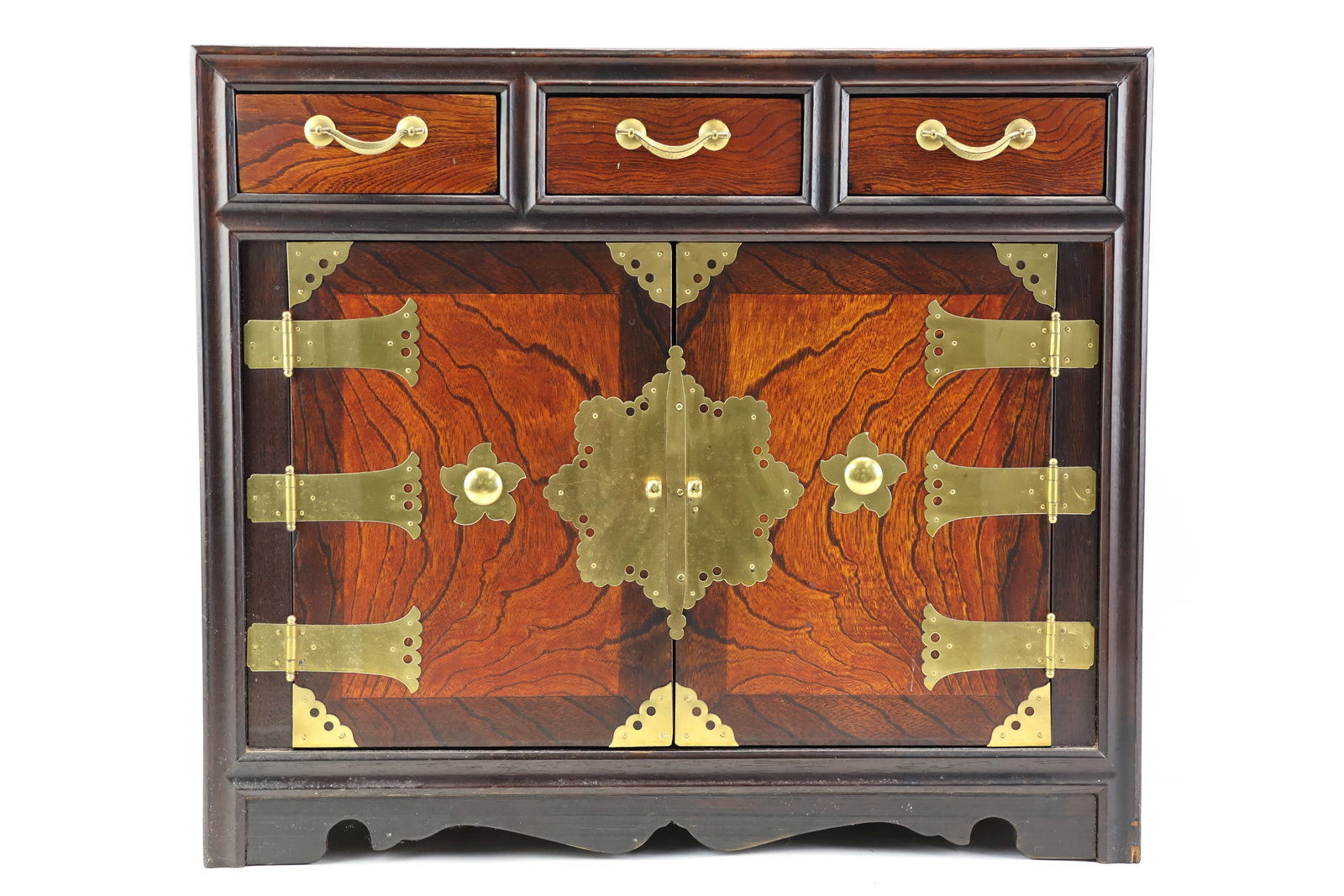 Vintage Asian Hardwood Jewelry Chest: Vintage Asian Hardwood Jewelry Chest Vintage Asian Hardwood Jewelry Chest having three top drawers above two doors. Used condition. 17" tall x 19 1/2" x 13"