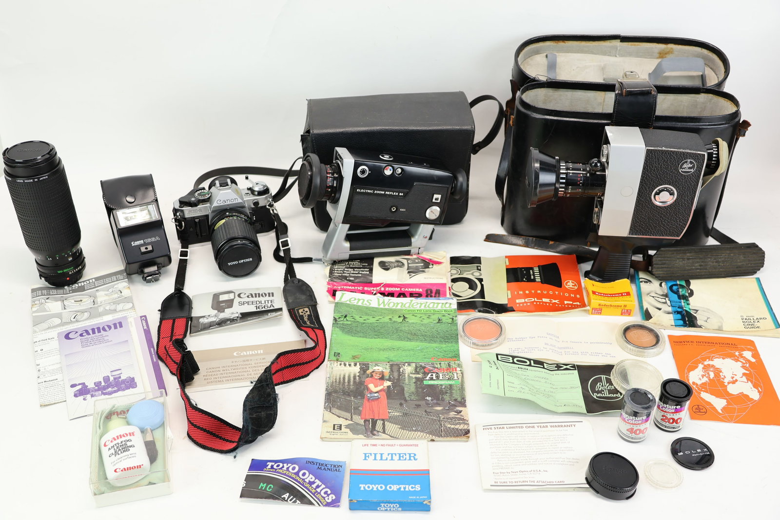 Vintage Canon AE 1 35MM Camera (1 of 17)