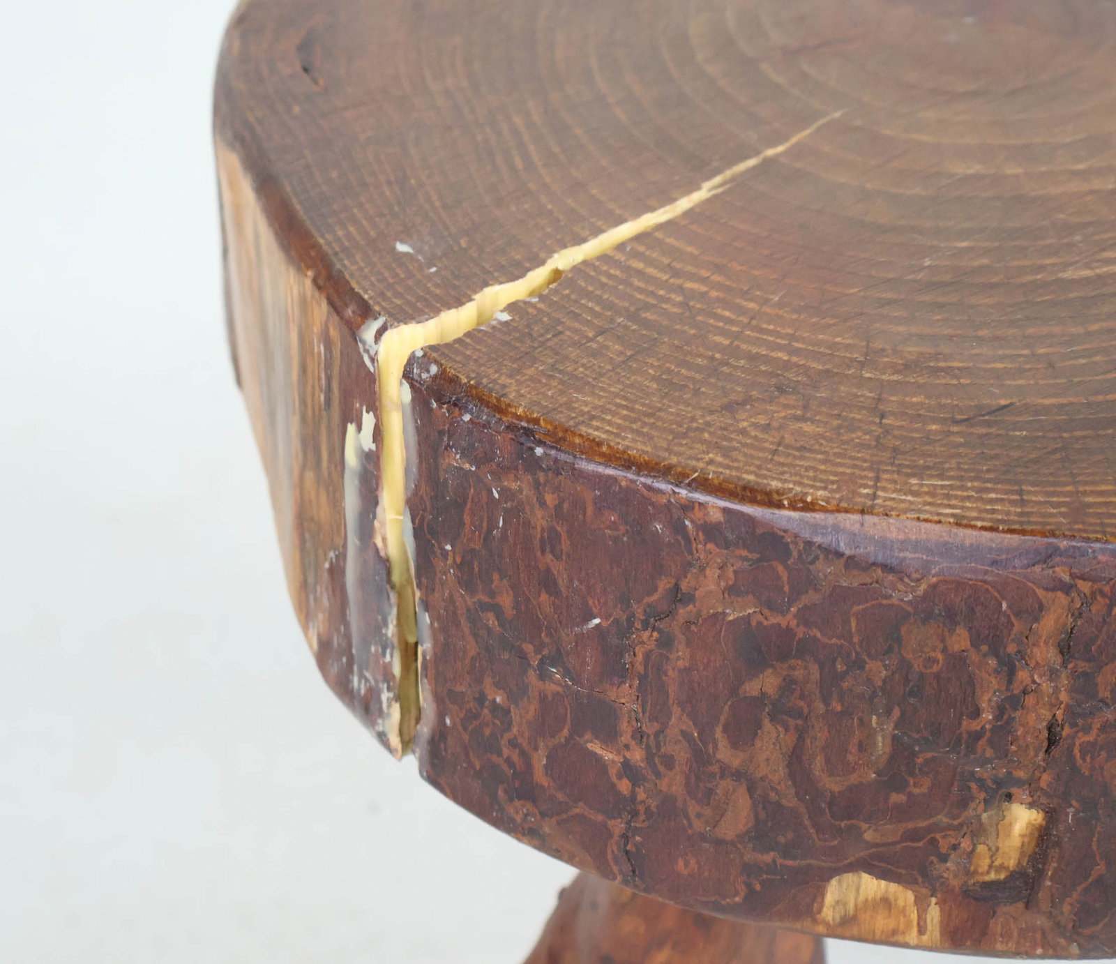 Tripod Tree Stump Stool - 4