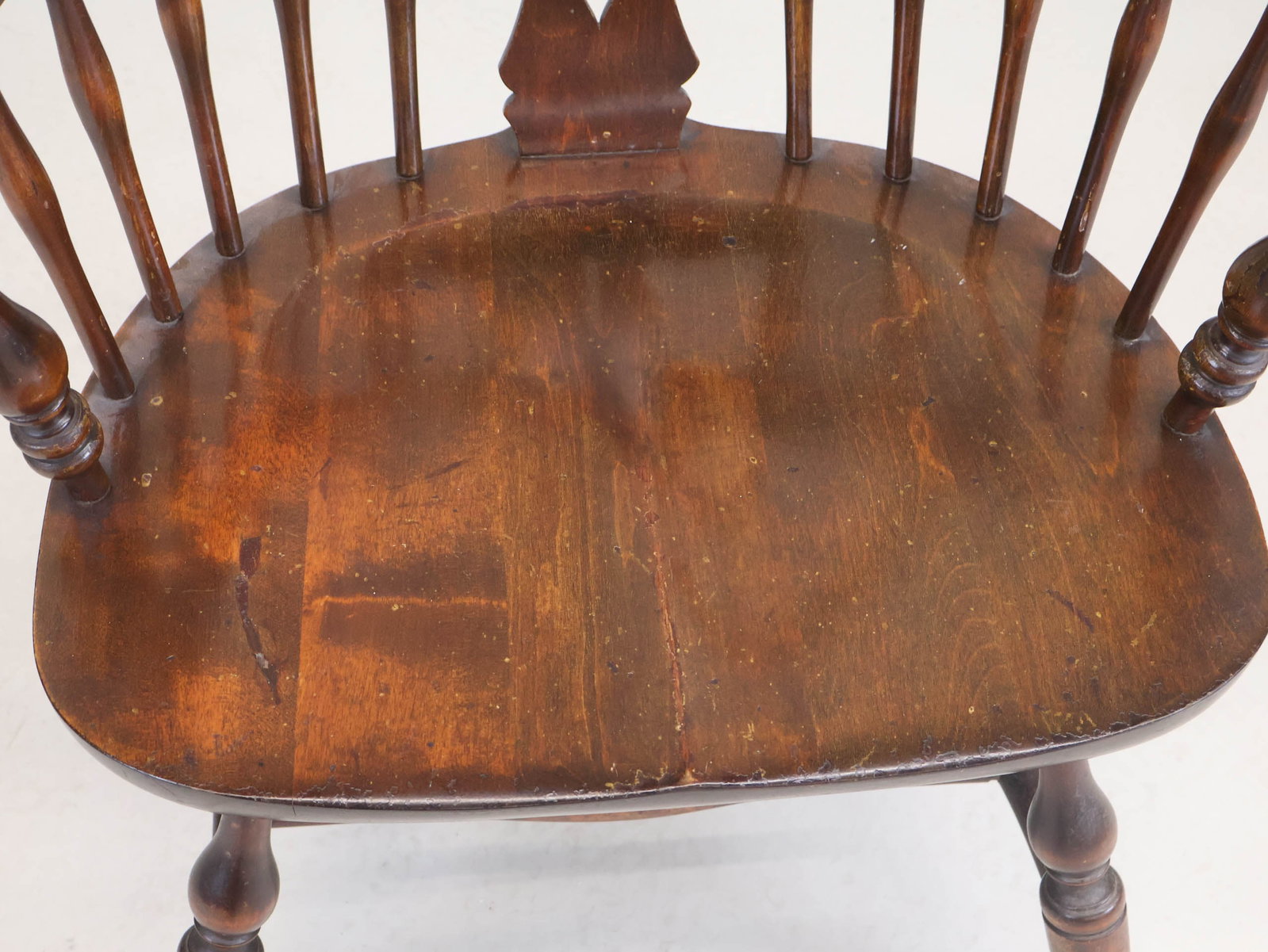 Walnut Highback Windsor Armchair - 15