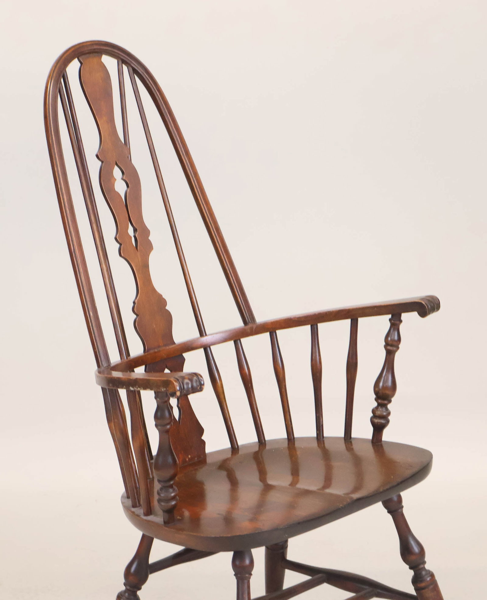 Walnut Highback Windsor Armchair - 9