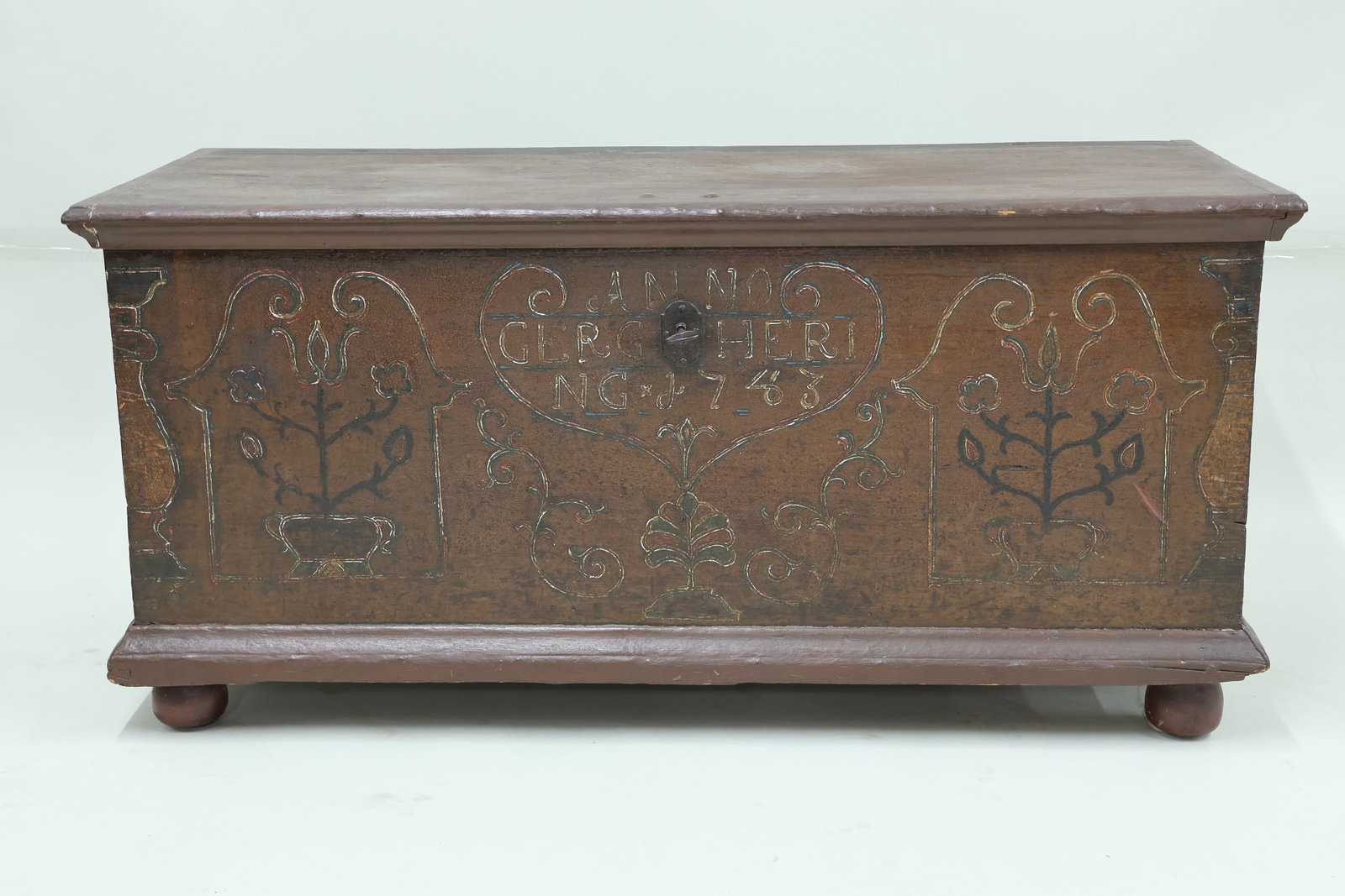 Antique Lebanon County, Pennsylvania Dutch Dowry Chest (1 of 18)