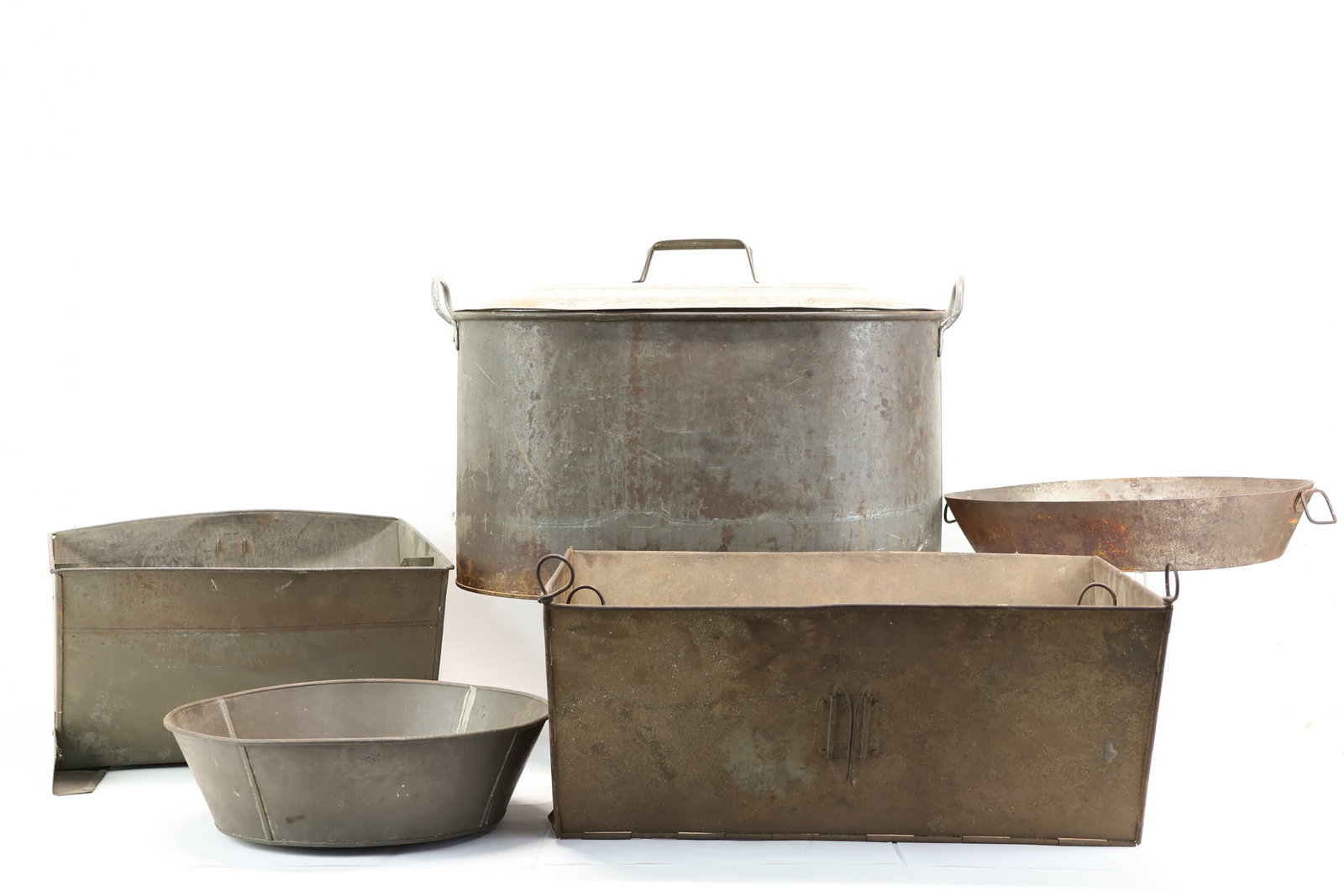 Group of Assorted Iron Hearth Cookware (1 of 15)