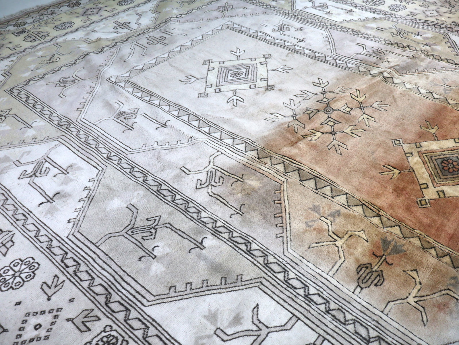 Melas Carpet - 9