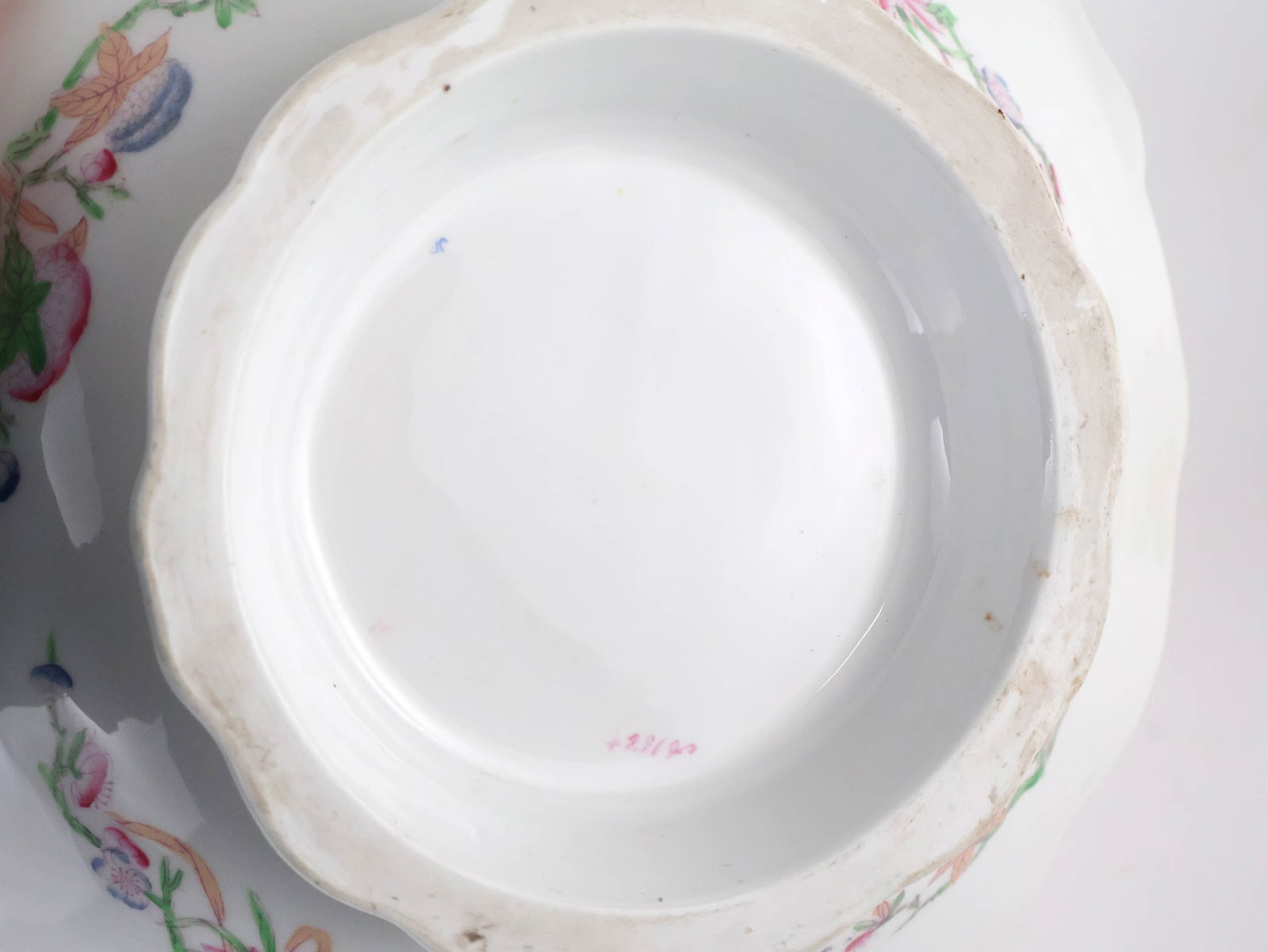 Five Porcelain Table Articles - 16