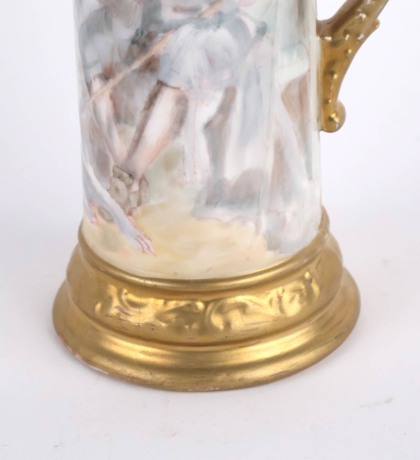 Five Porcelain Table Articles - 19