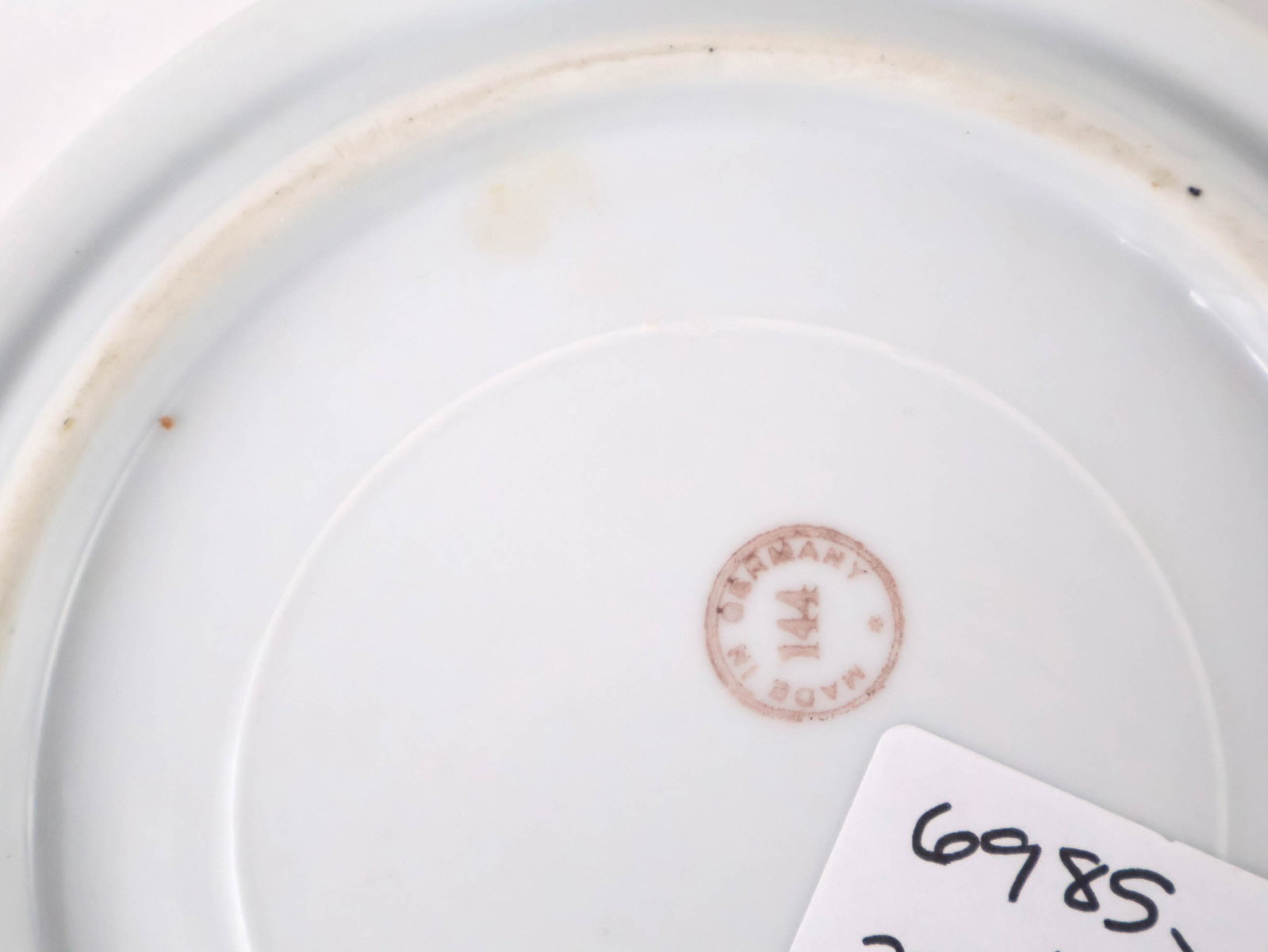 Five Porcelain Table Articles - 7