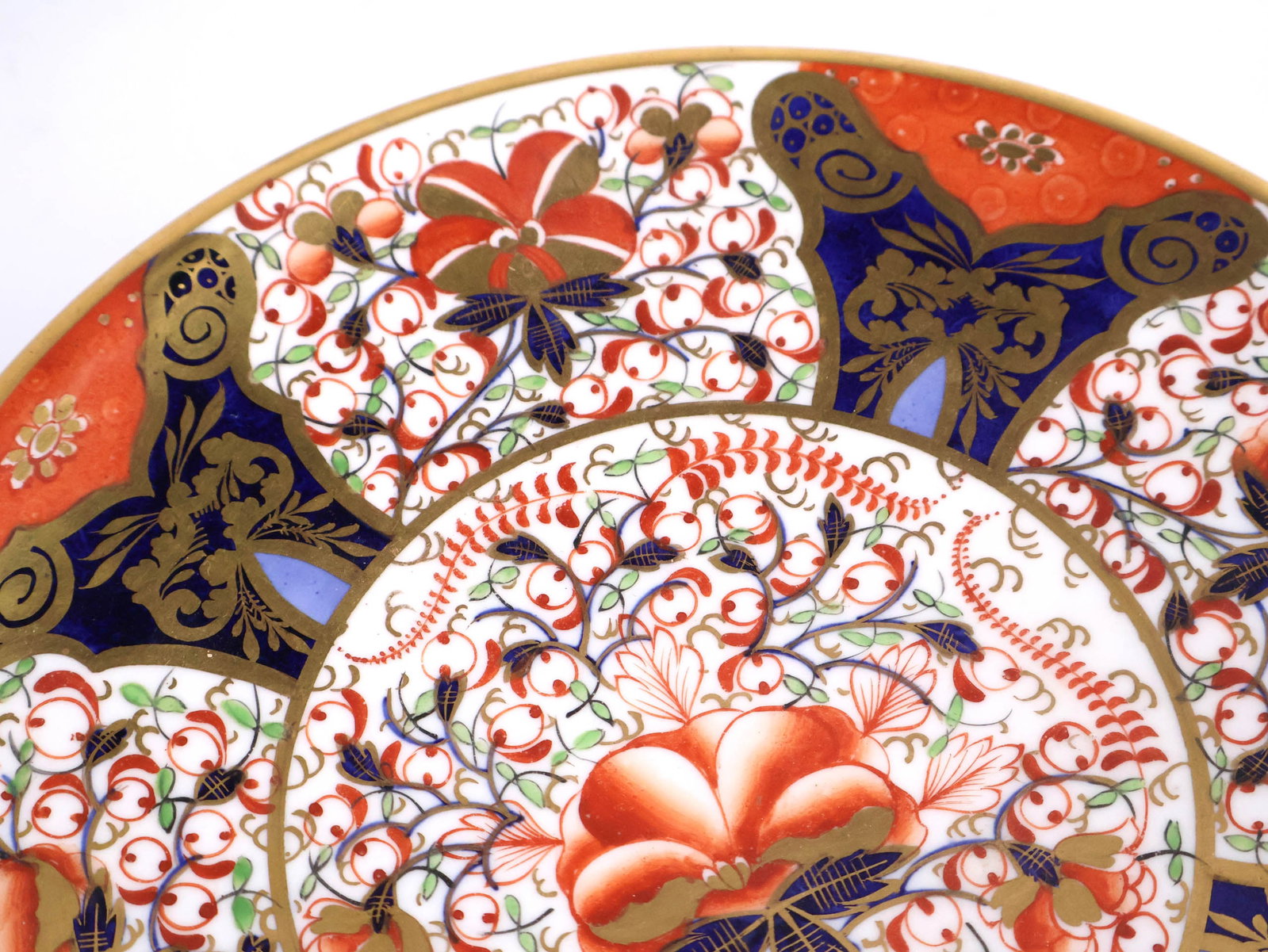 Five Porcelain Table Articles - 9