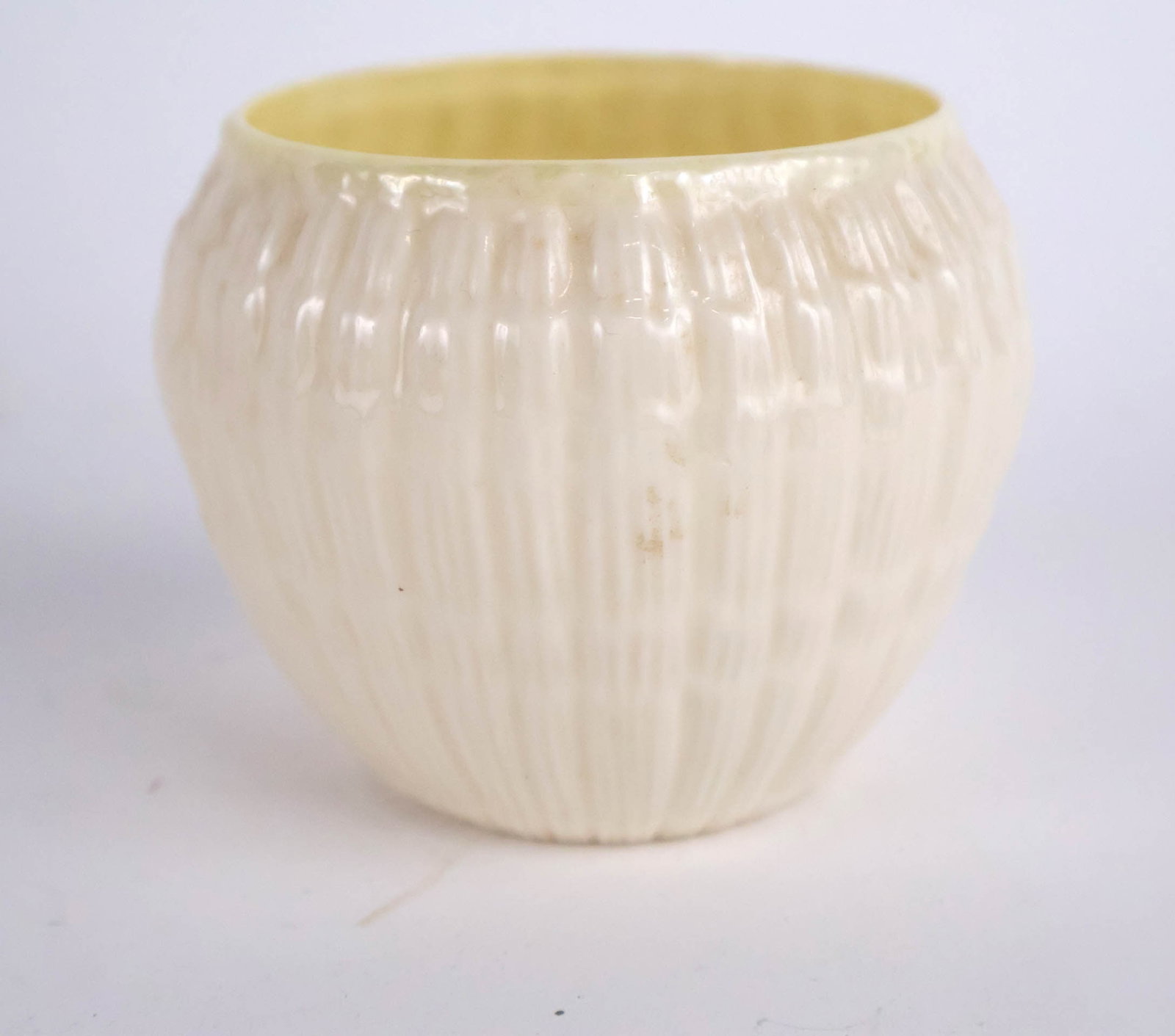 Belleek Porcelain "Limpet" Pattern Tea Set - 7
