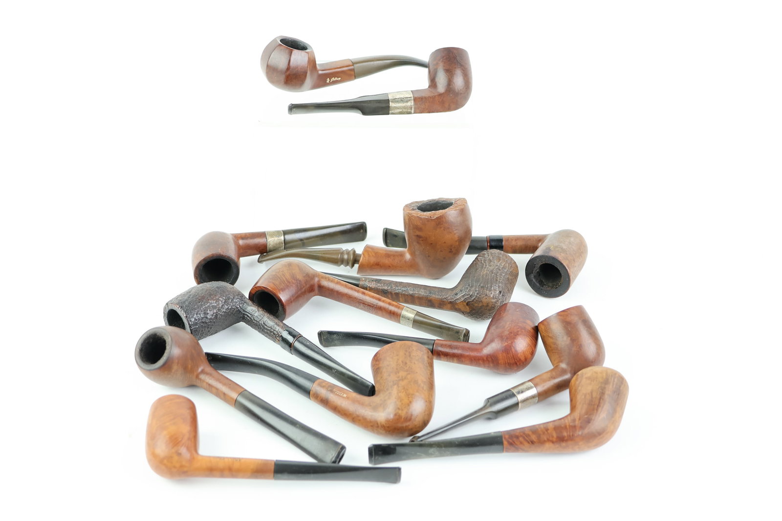 Group of 14 Assorted Briar Smoking Pipes (1 of 16)