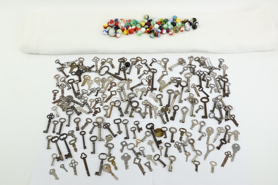 Vintage Group of Assorted Marbles and Keys (1 of 8)