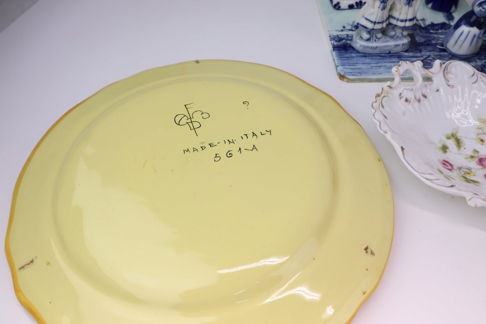 Group Of Assorted Table Articles - 11