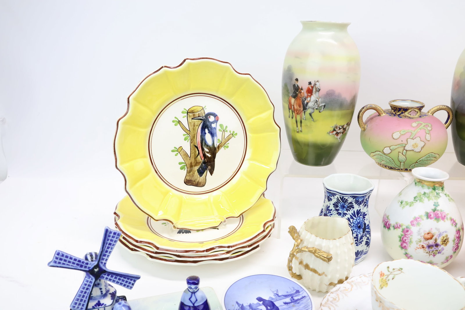Group Of Assorted Table Articles - 5