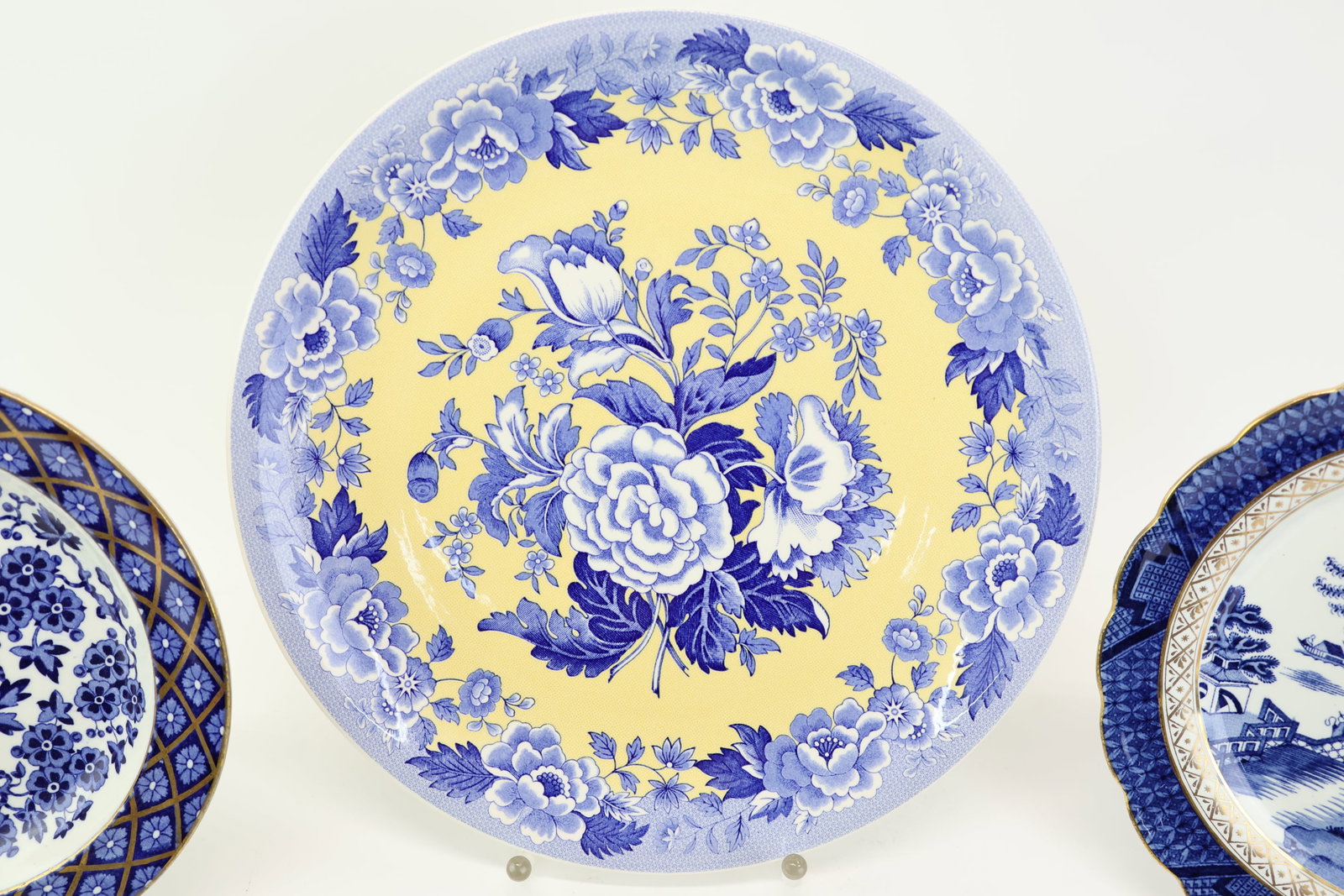 Group of Five Assorted Serving Plates - 3
