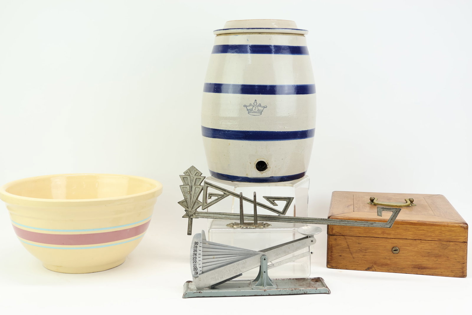 Blue Glazed Two Gallon Stoneware Cider Crock (1 of 16)