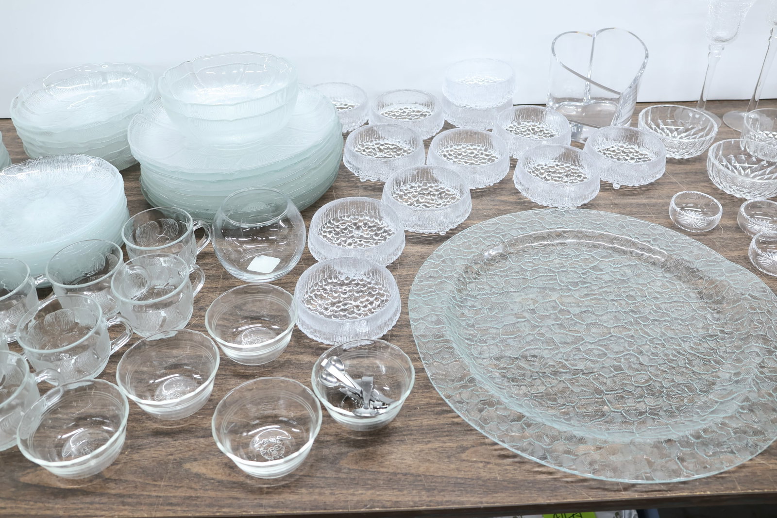 Large Group of Colorless Glass Table Articles (1 of 13)