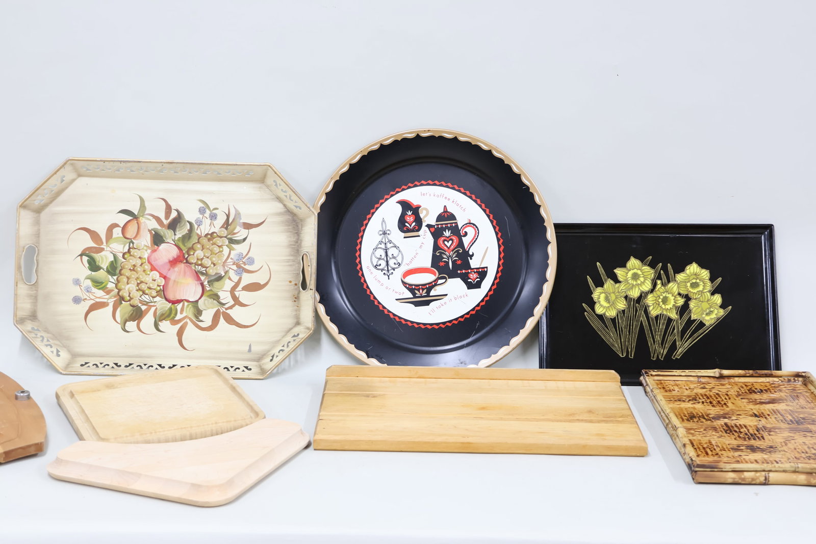 Group of Assorted Trays and Wooden Cutting Boards (1 of 12)