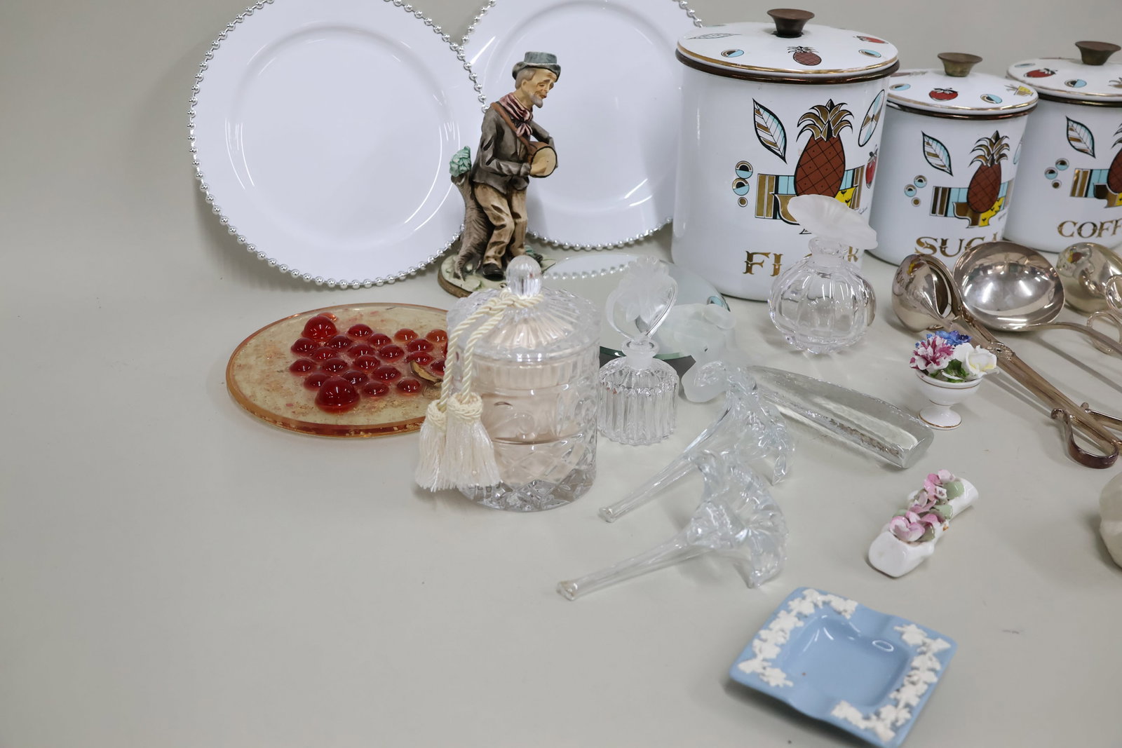 Group of Assorted Table Articles - 11