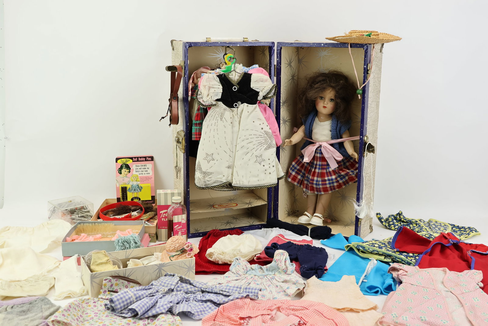 Vintage Toni Play Wave Hair Styling Doll (1 of 15)