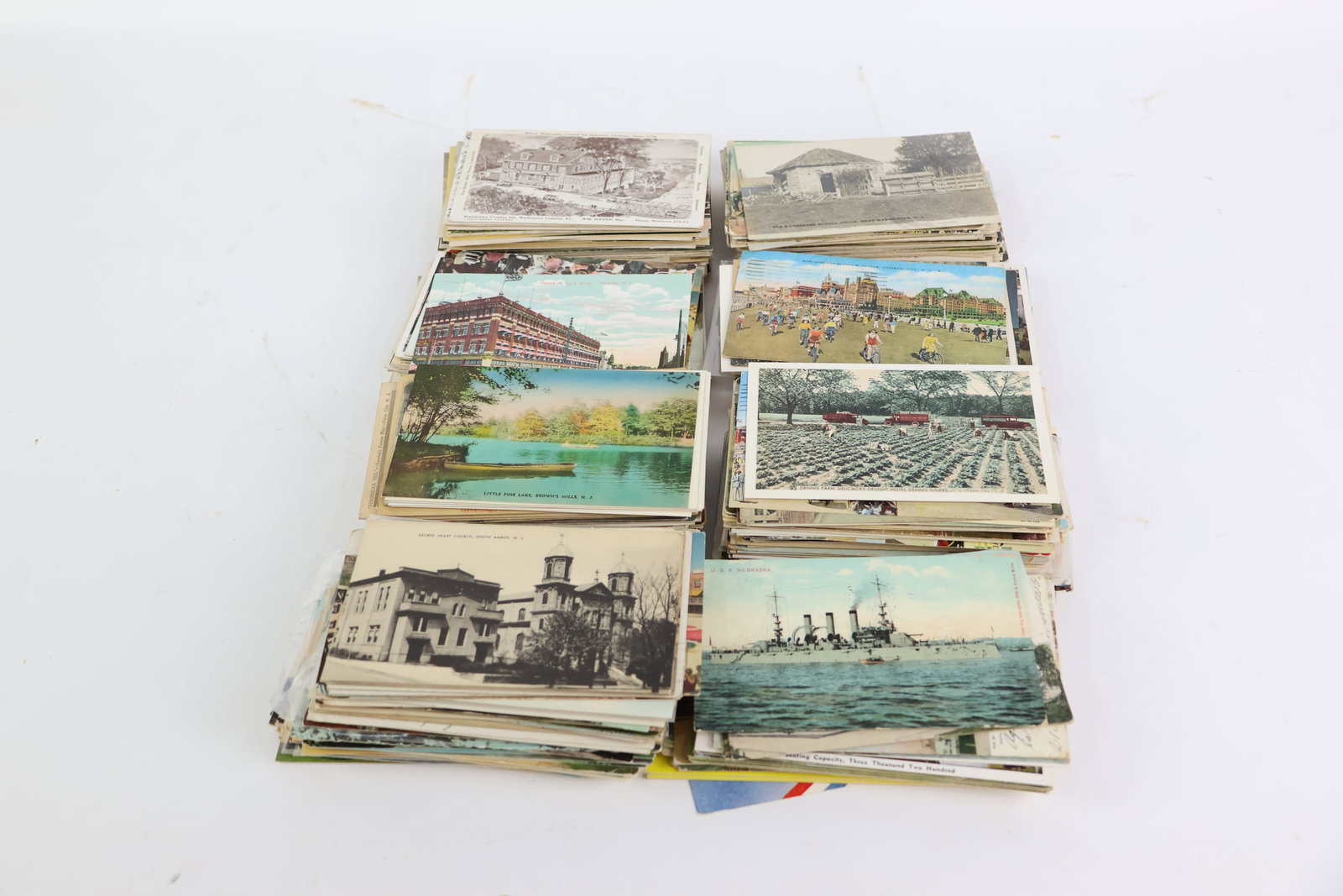 Large 1900's Group of Vintage Postcards From New Jersey: Large 1900's Group of Vintage Postcards From New Jersey Large 1900's Group of Vintage Postcards From New Jersey. Including various towns and cities in New Jersey. Used condition, Some with greetings