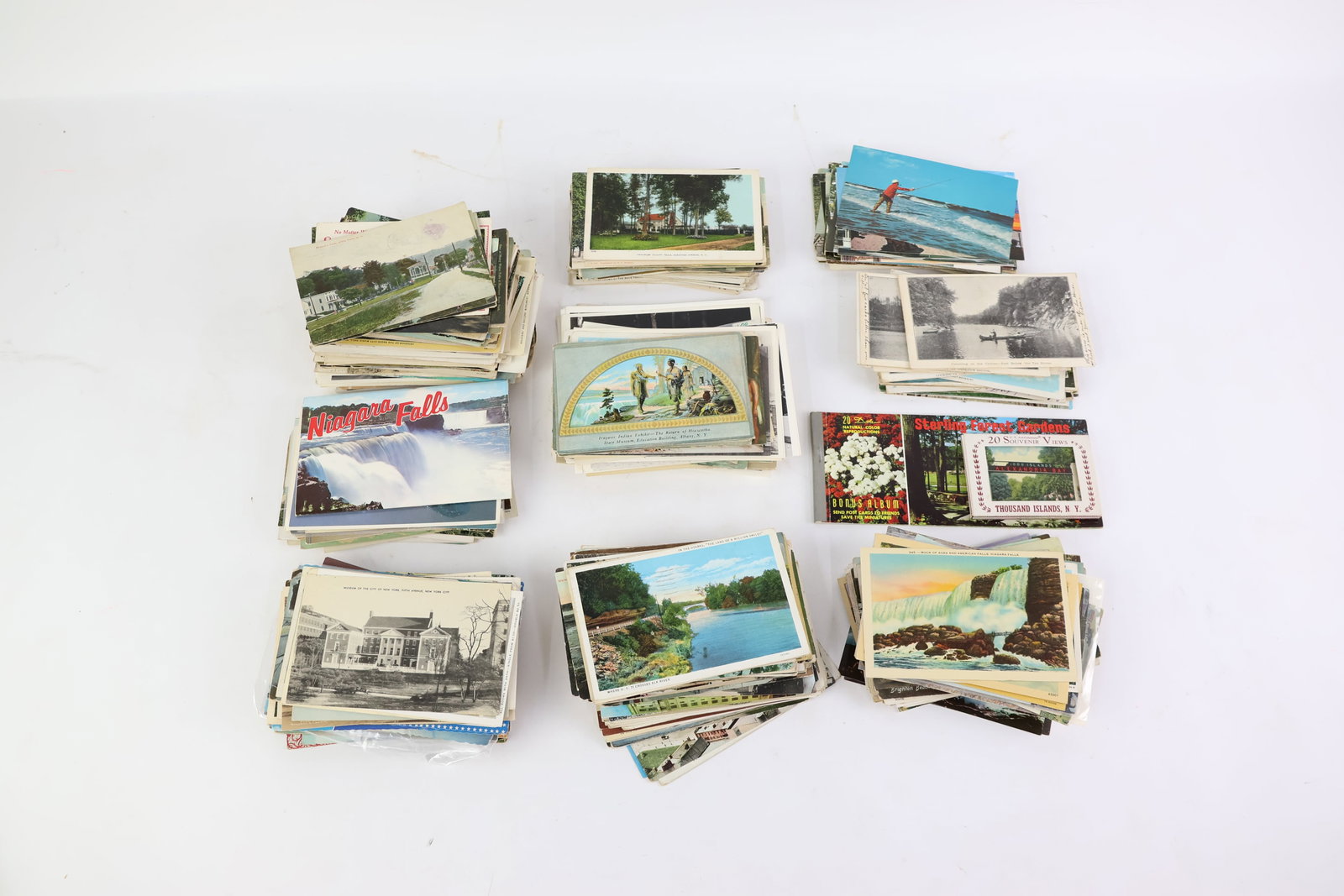 Large 1900's Group of Vintage New York Postcards: Large 1900's Group of Vintage New York Postcards Large 1900's Group of Vintage New York Postcards. Including various New York towns and New York city postcards. Used condition, Some with greetings