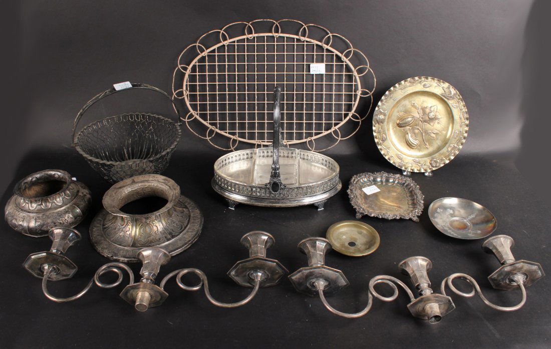 Robert Garrard Silver Plate (1 of 8)