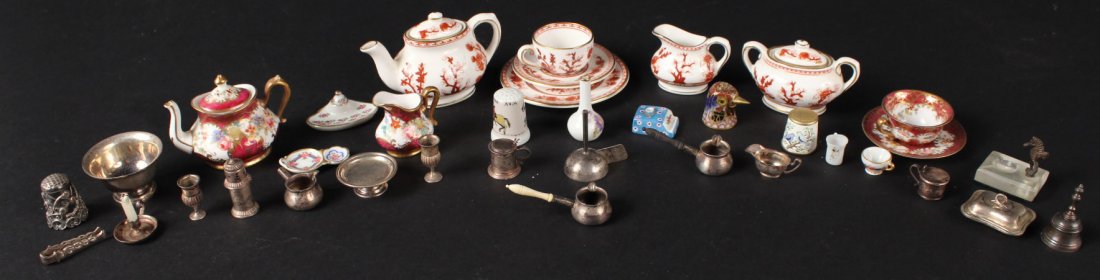 Group of Miniature Doll Furnishings (1 of 10)