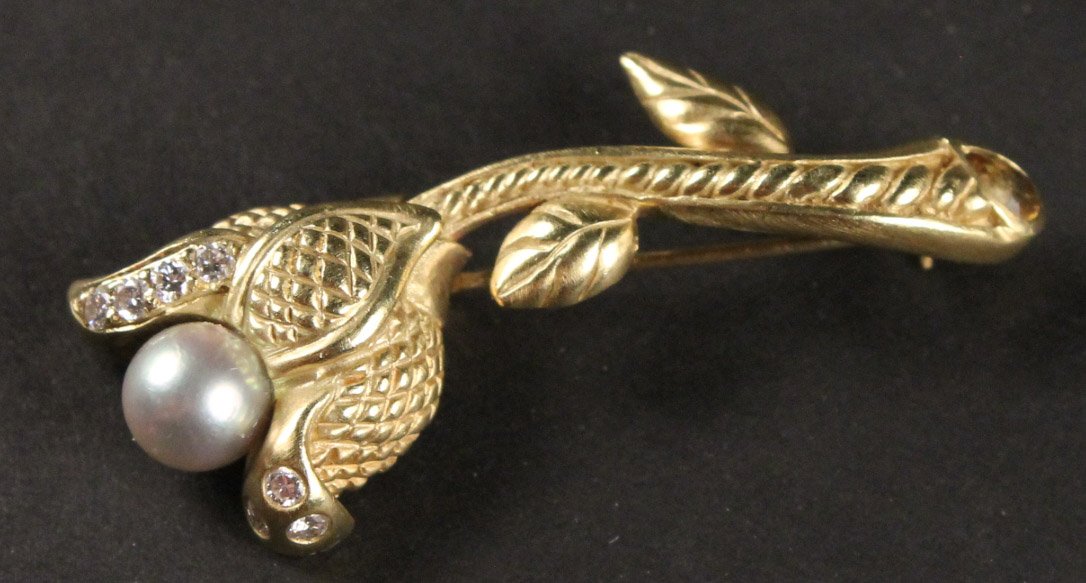 Judith Ripka 18K Yellow Gold Pearl Diamond Pin (1 of 7)