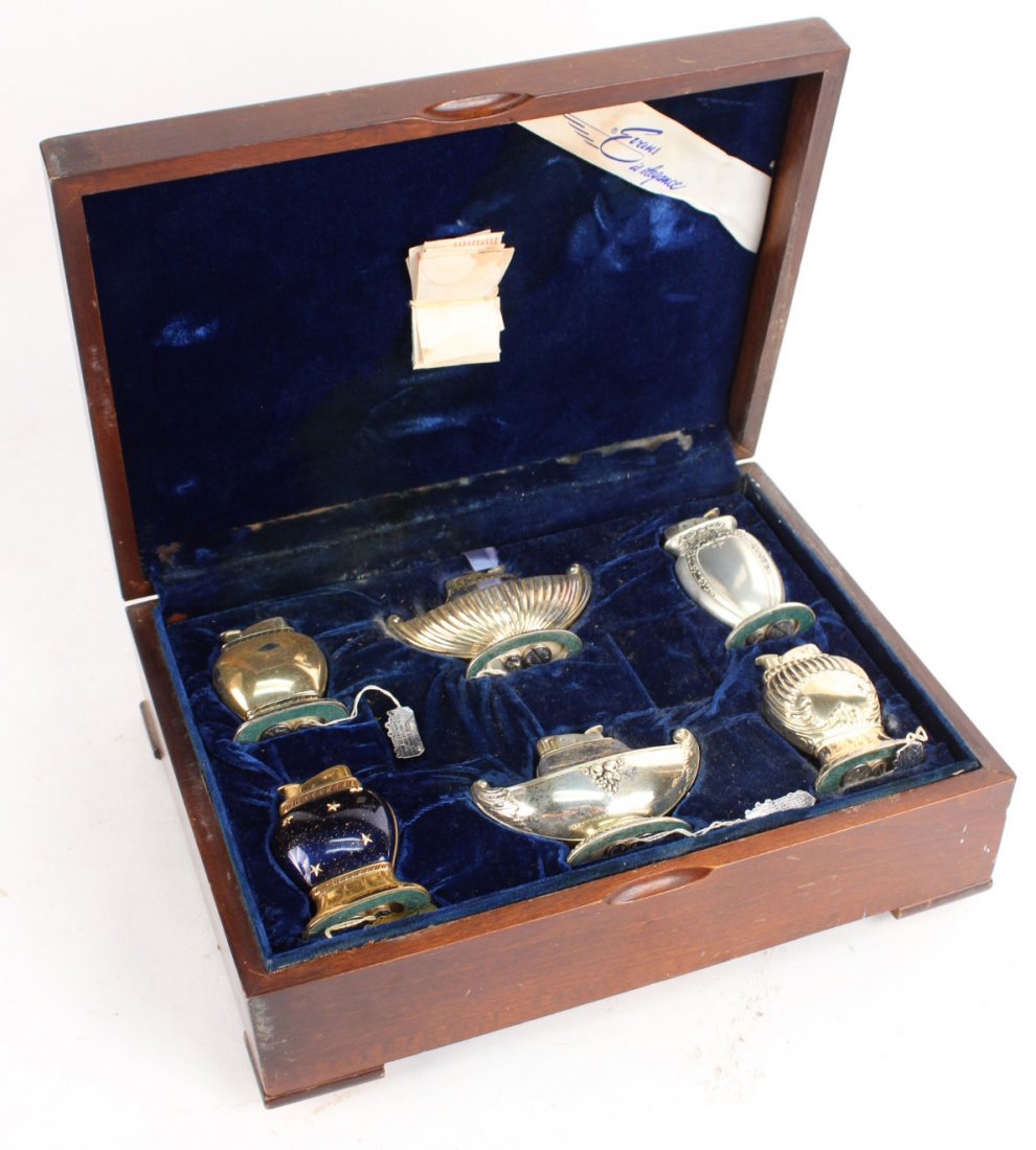 Boxed Set of Silver Plated Evans Table Lighters (1 of 10)