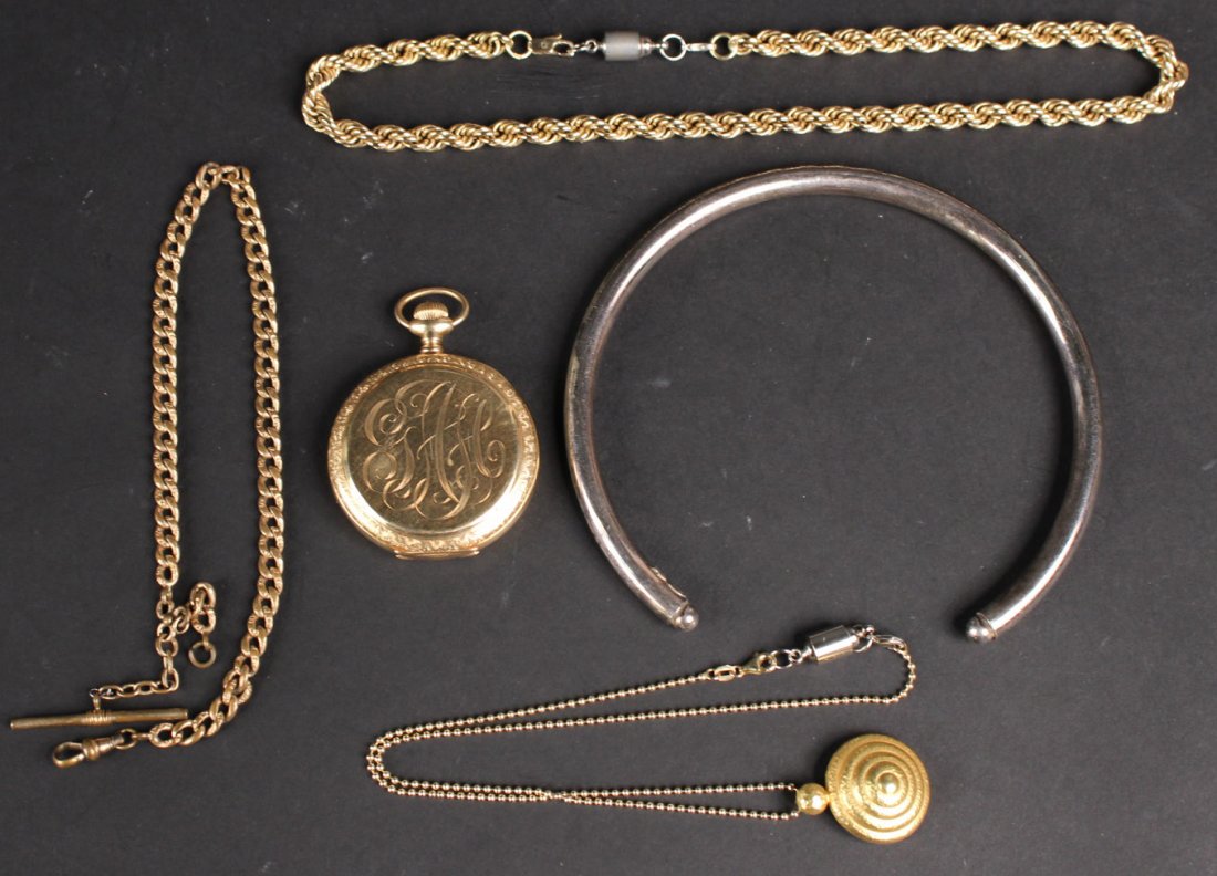 Waltham Gold Filled Hunter Case Pocket Watch (1 of 10)