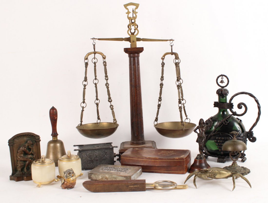 Large Group of Desk Articles (1 of 9)